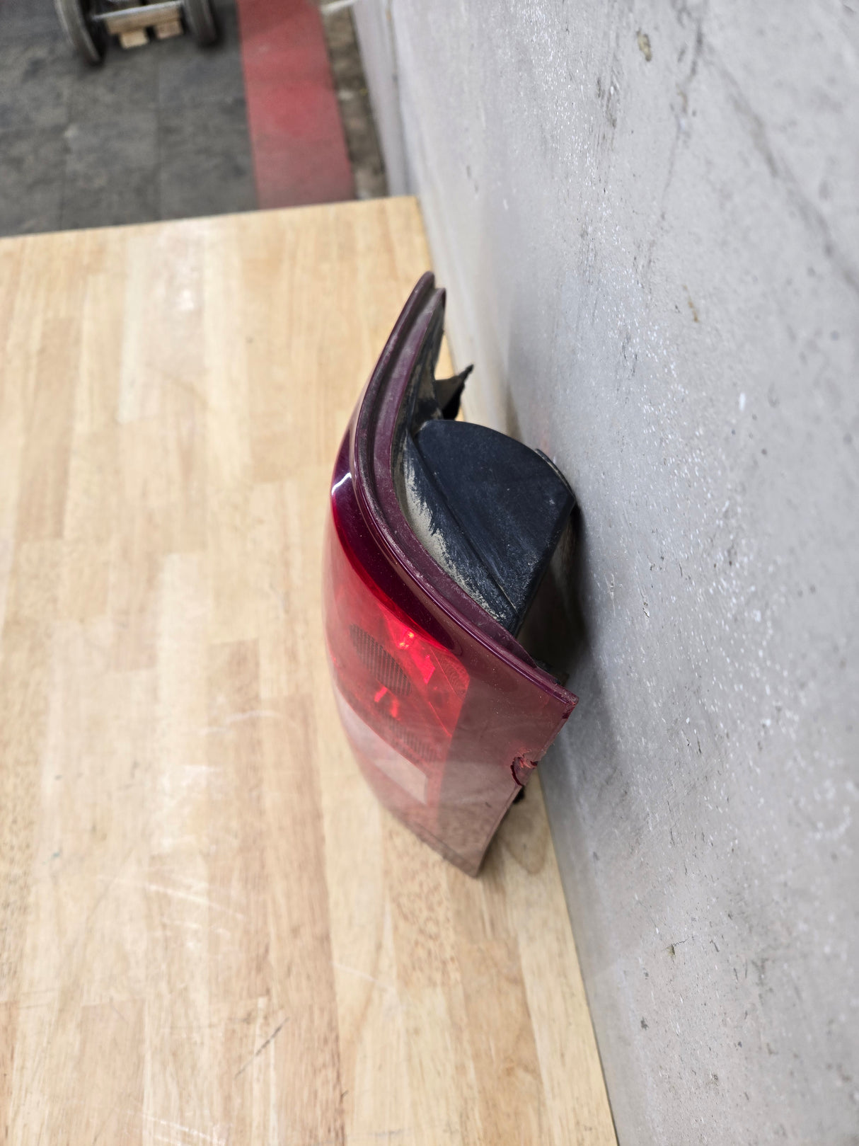2007-2013 Chevrolet Silverado 1500 2500 3500 LH Driver Side Tail Light