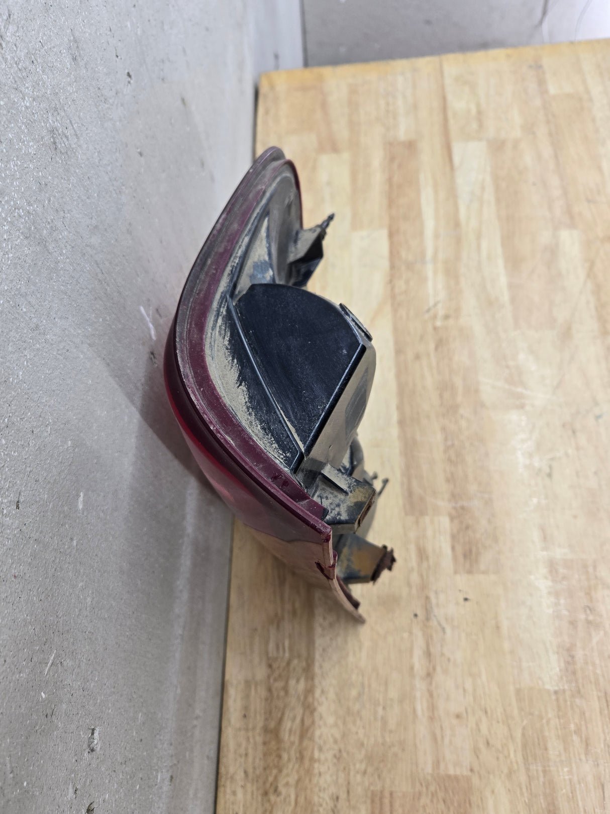 2007-2013 Chevrolet Silverado 1500 2500 3500 LH Driver Side Tail Light