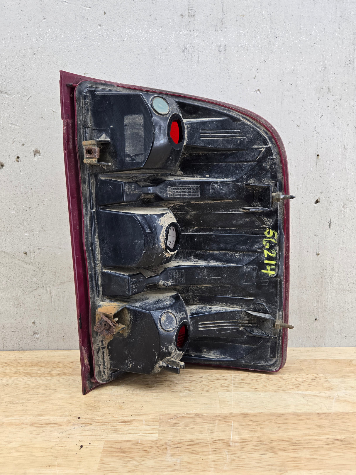 2007-2013 Chevrolet Silverado 1500 2500 3500 LH Driver Side Tail Light