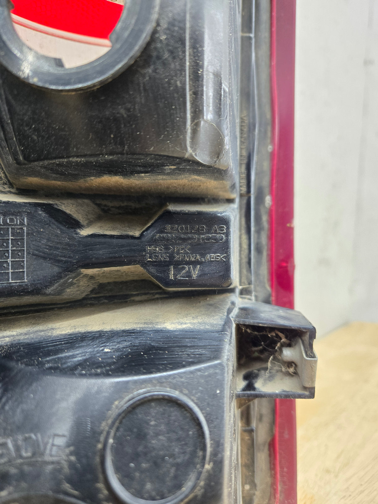 2007-2013 Chevrolet Silverado 1500 2500 3500 RH Passenger Side Tail Light