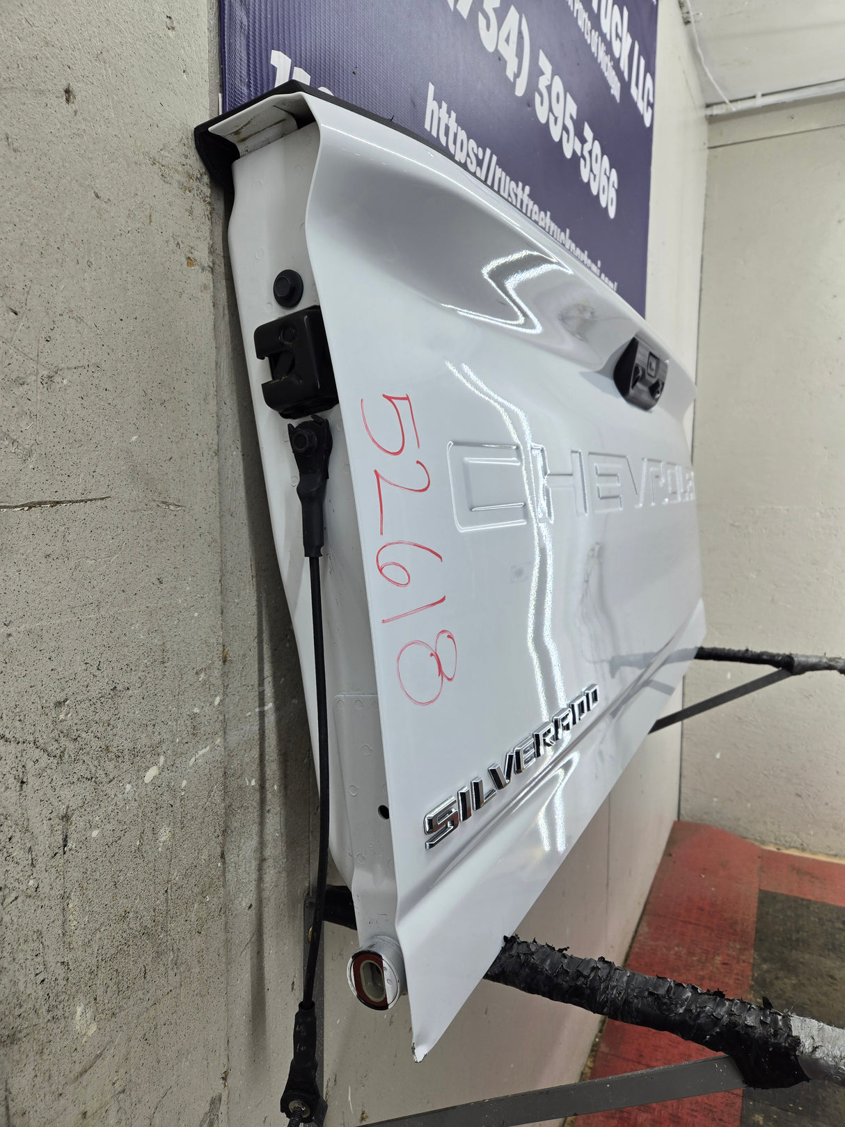 2019-2025 Chevrolet Silverado 2500 3500 HD Tailgate