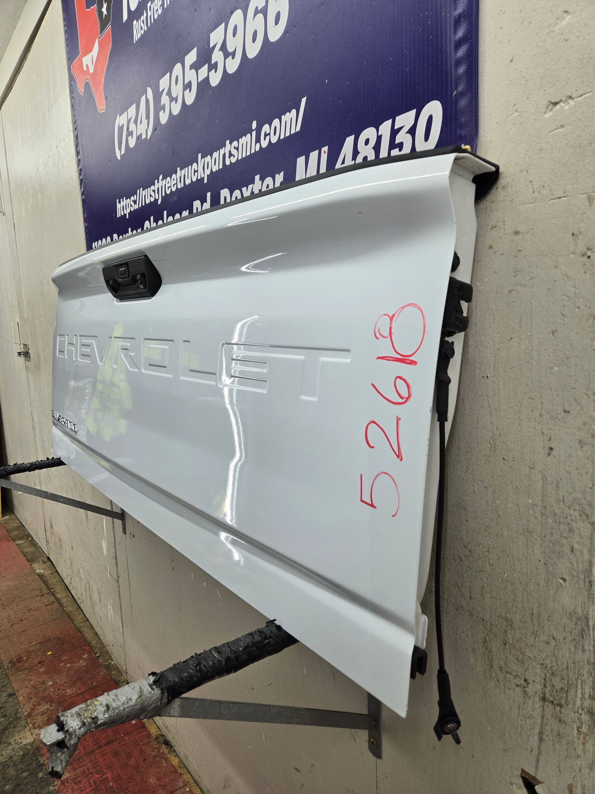 2019-2025 Chevrolet Silverado 2500 3500 HD Tailgate