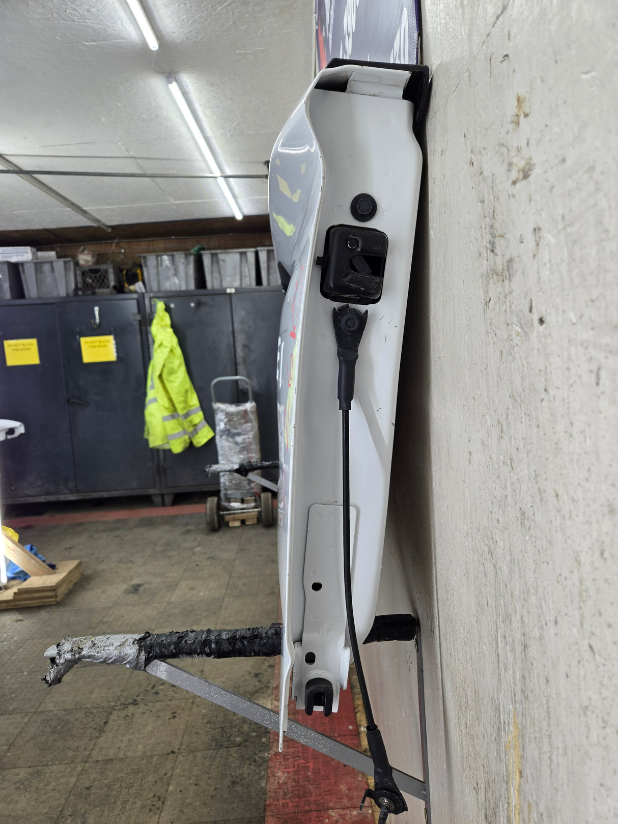 2019-2025 Chevrolet Silverado 2500 3500 HD Tailgate