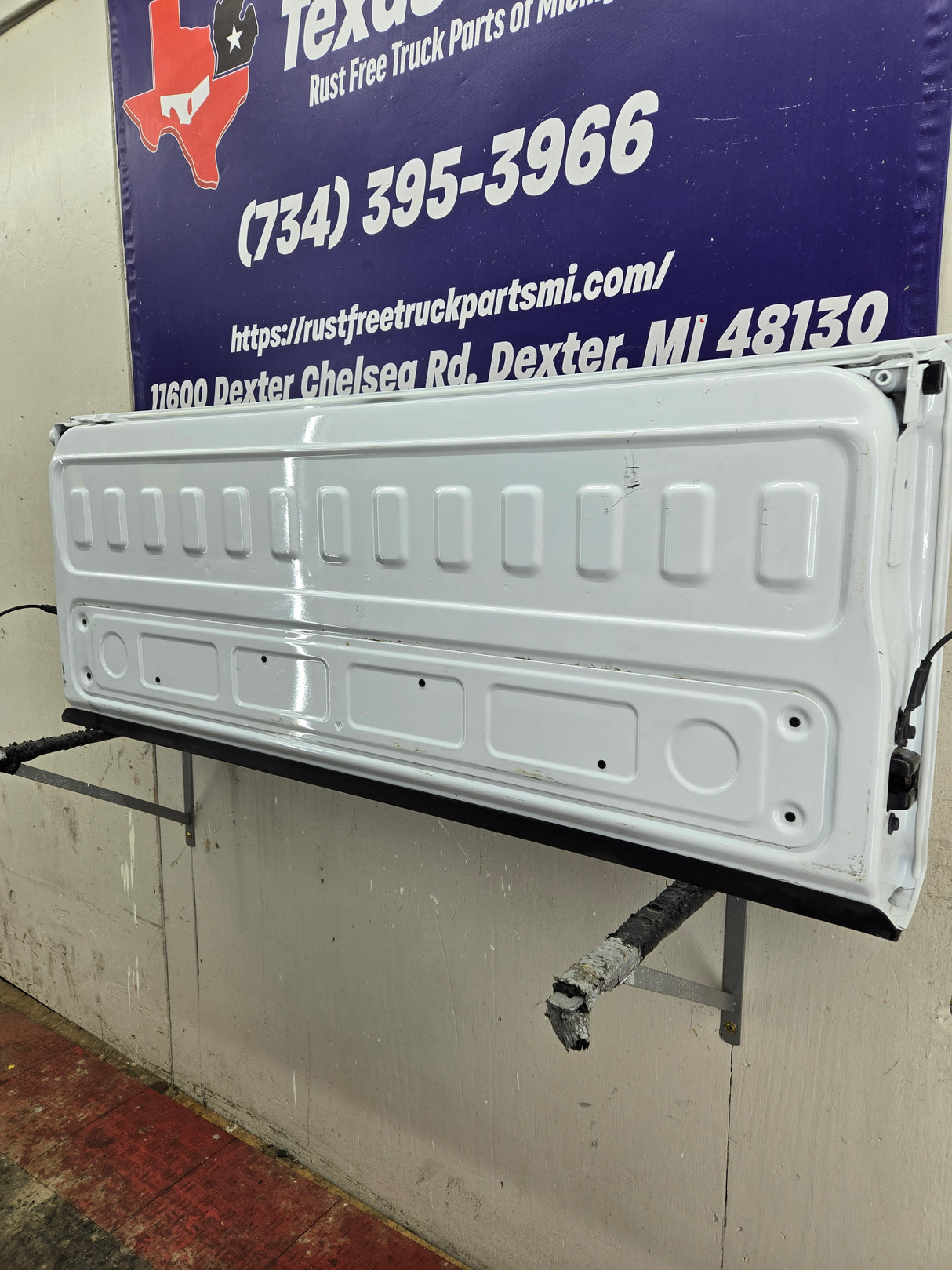 2019-2025 Chevrolet Silverado 2500 3500 HD Tailgate