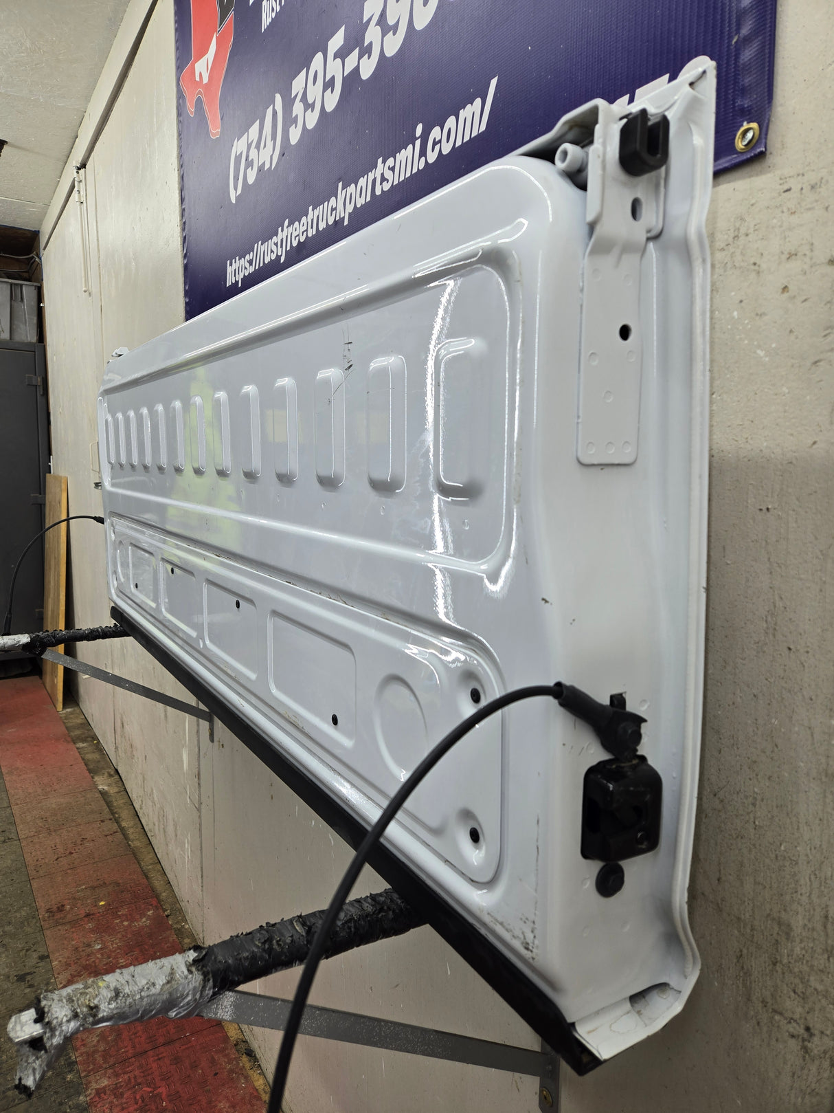 2019-2025 Chevrolet Silverado 2500 3500 HD Tailgate