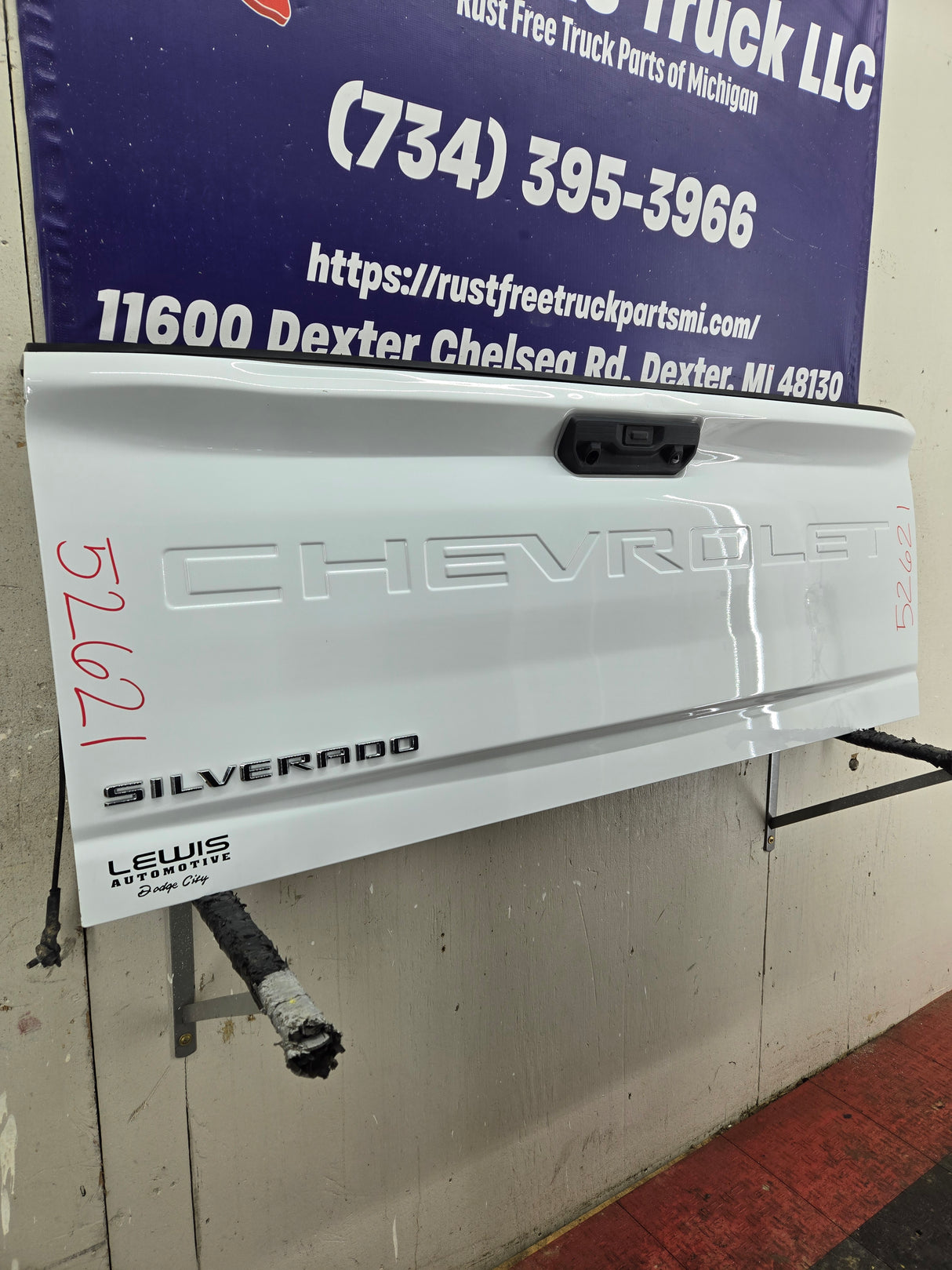 2019-2025 Chevrolet Silverado 2500 3500 HD Tailgate