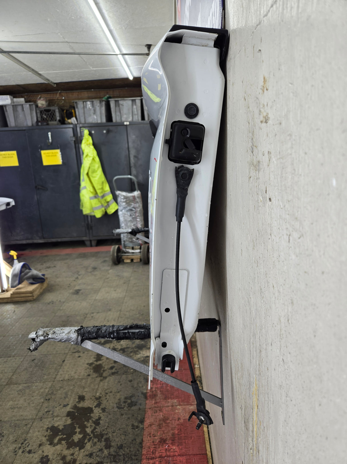 2019-2025 Chevrolet Silverado 2500 3500 HD Tailgate