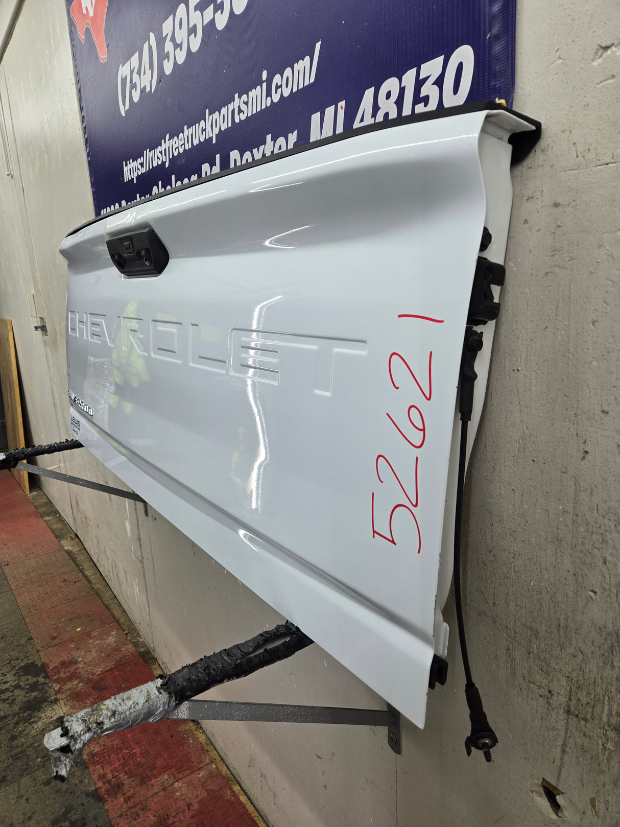 2019-2025 Chevrolet Silverado 2500 3500 HD Tailgate