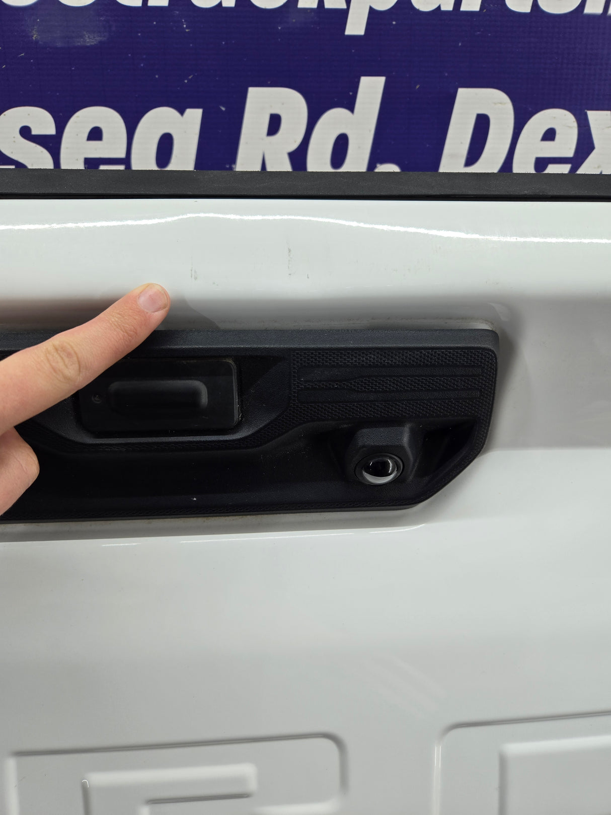 2019-2025 Chevrolet Silverado 2500 3500 HD Tailgate