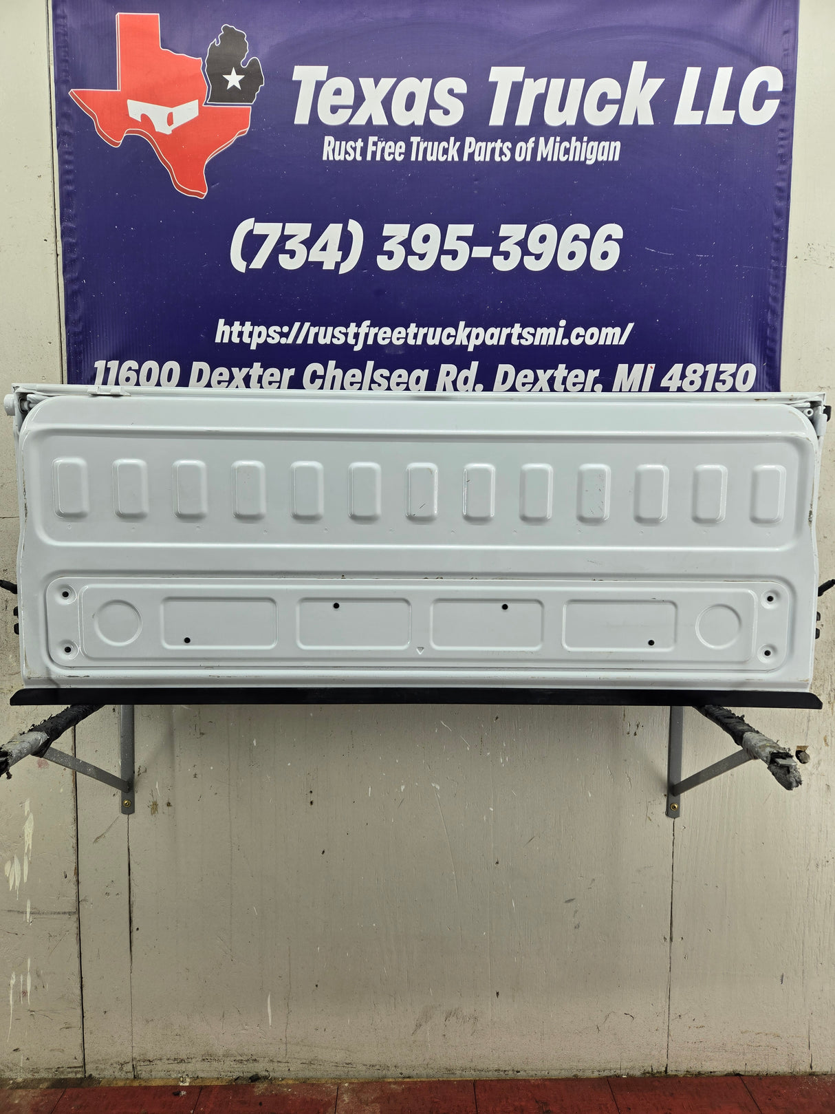 2019-2025 Chevrolet Silverado 2500 3500 HD Tailgate