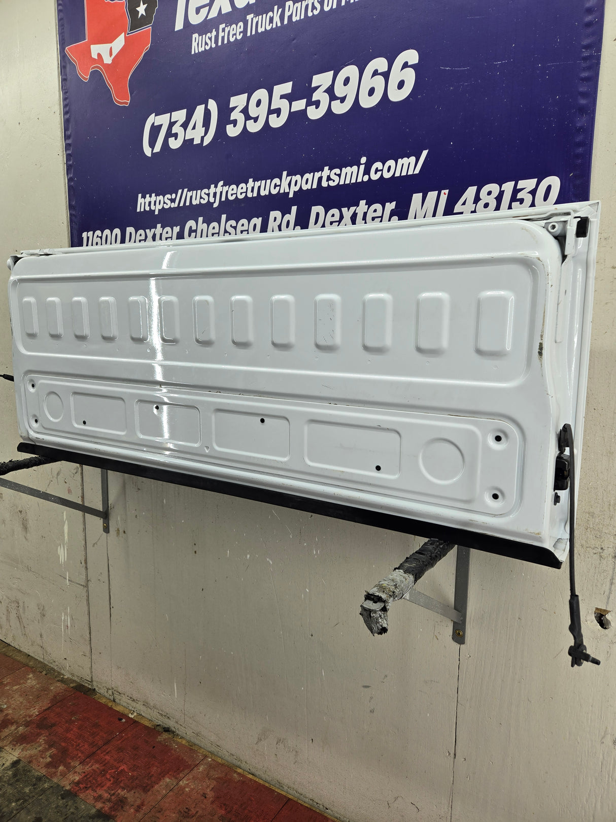 2019-2025 Chevrolet Silverado 2500 3500 HD Tailgate