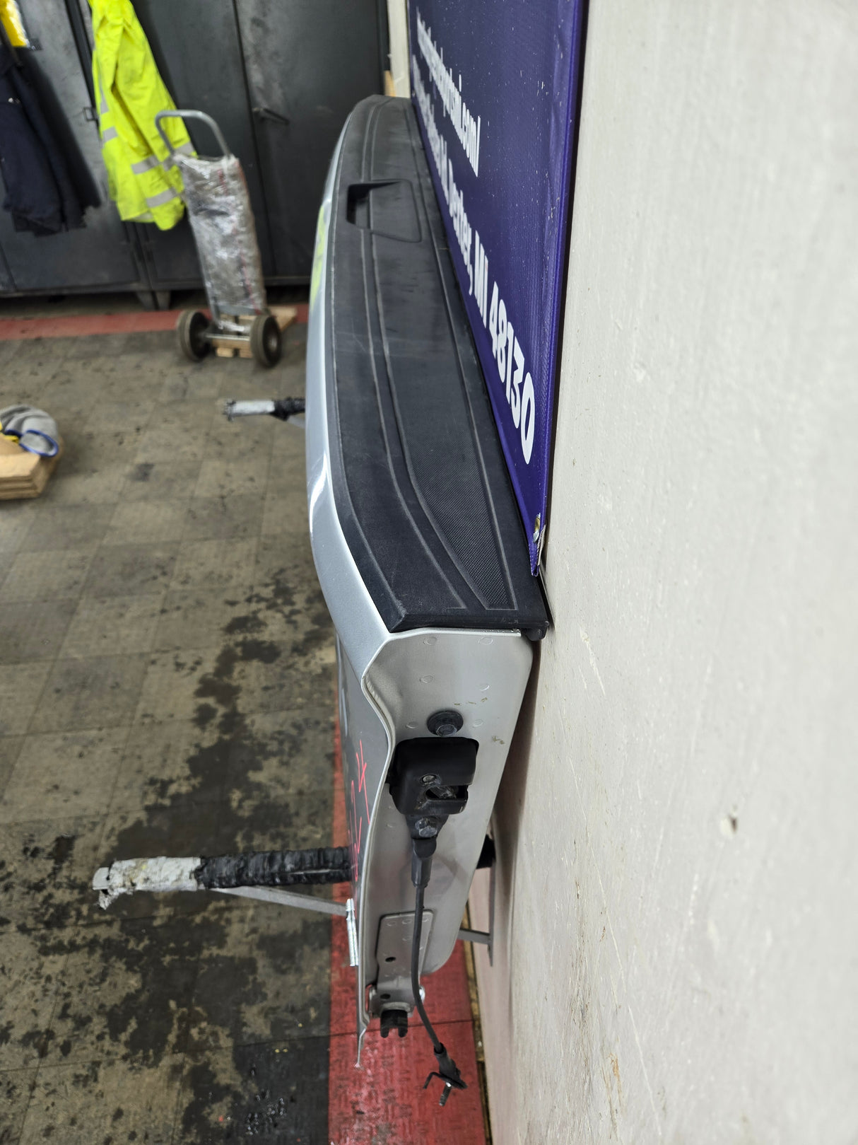 2019-2025 Chevrolet Silverado 2500 3500 HD Tailgate