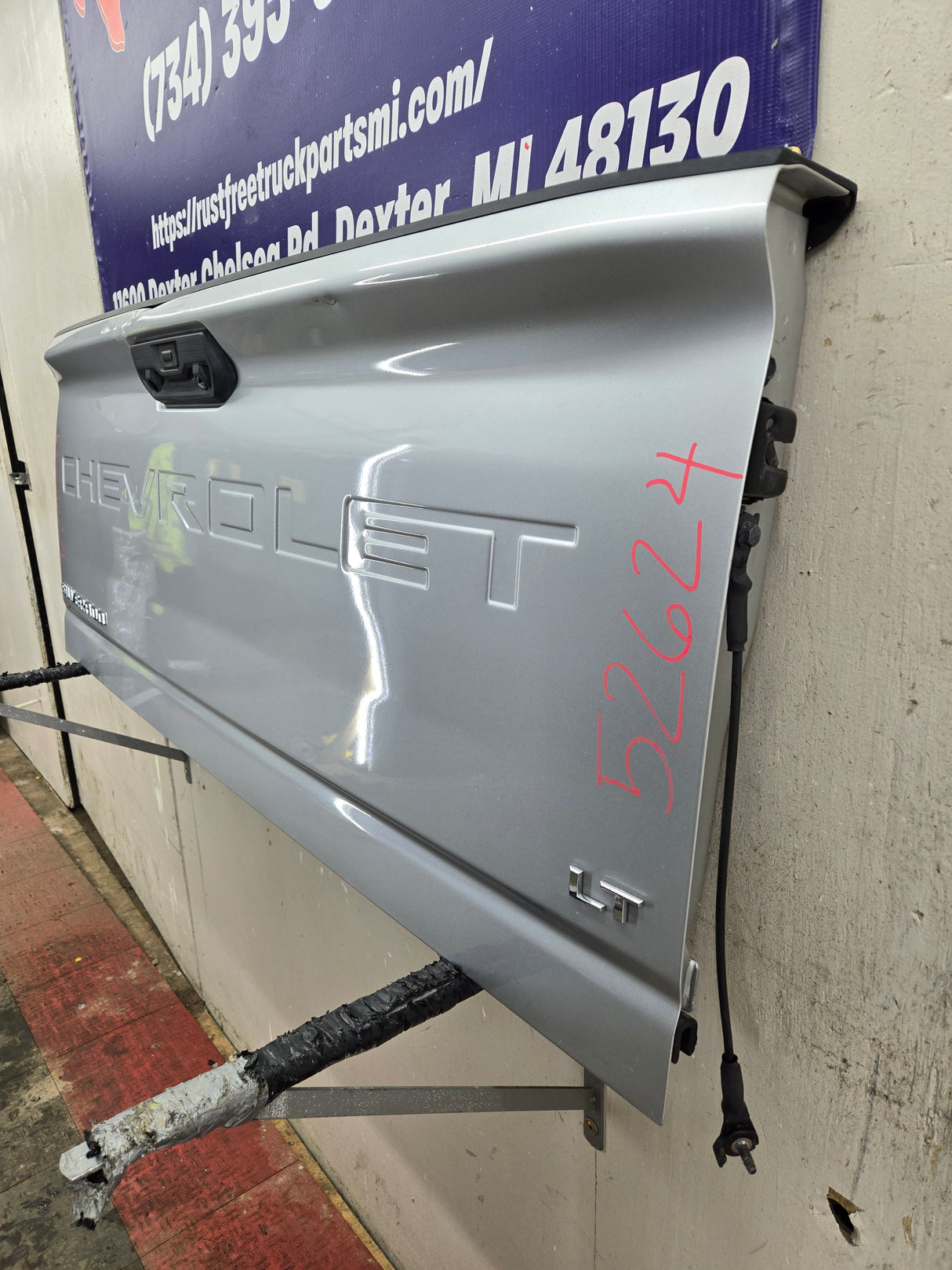 2019-2025 Chevrolet Silverado 2500 3500 HD Tailgate