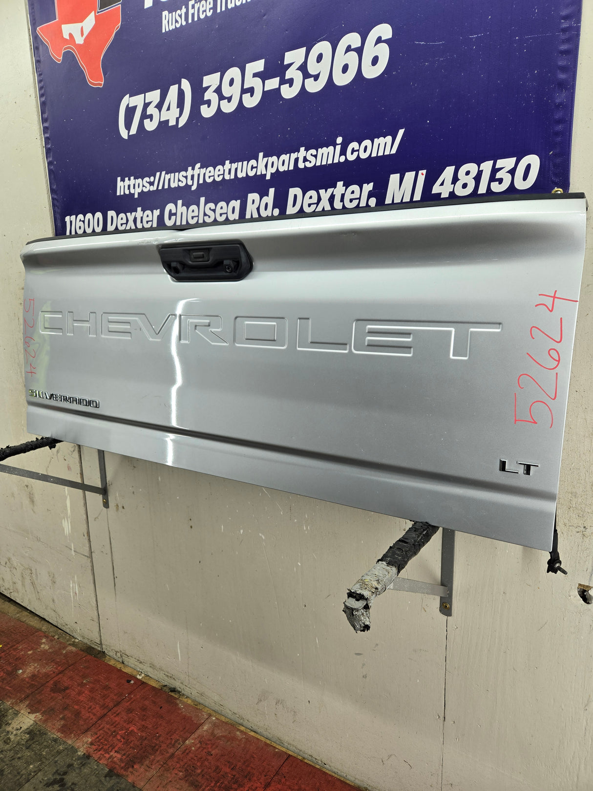 2019-2025 Chevrolet Silverado 2500 3500 HD Tailgate