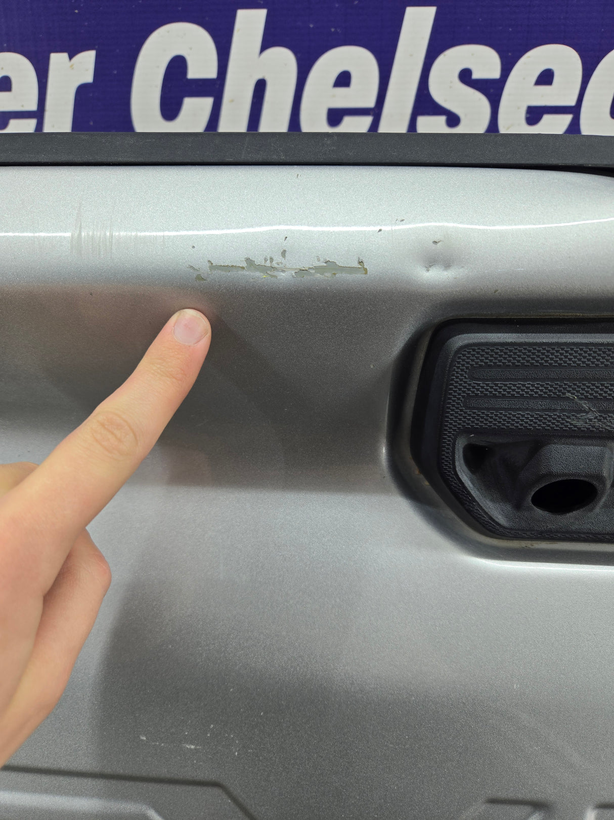 2019-2025 Chevrolet Silverado 2500 3500 HD Tailgate