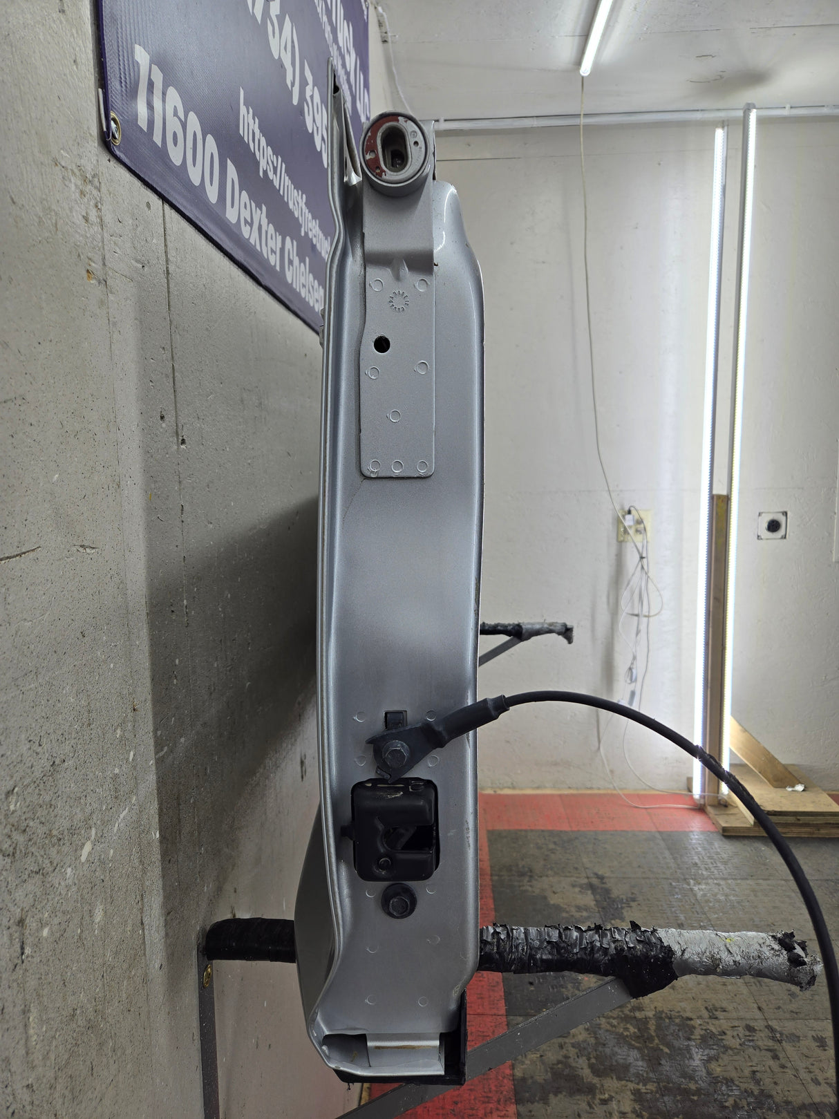 2019-2025 Chevrolet Silverado 2500 3500 HD Tailgate