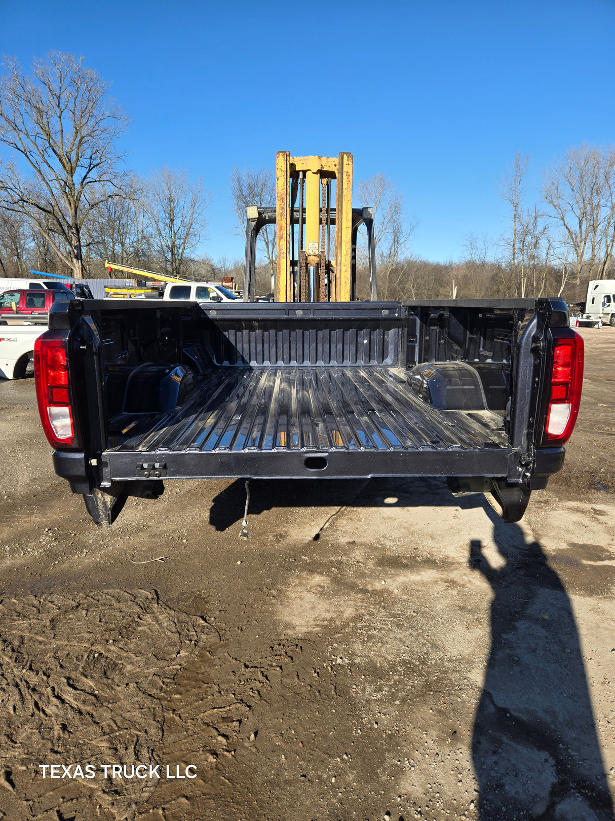 2019-2024 GMC Sierra 2500 3500 8' Long truck bed