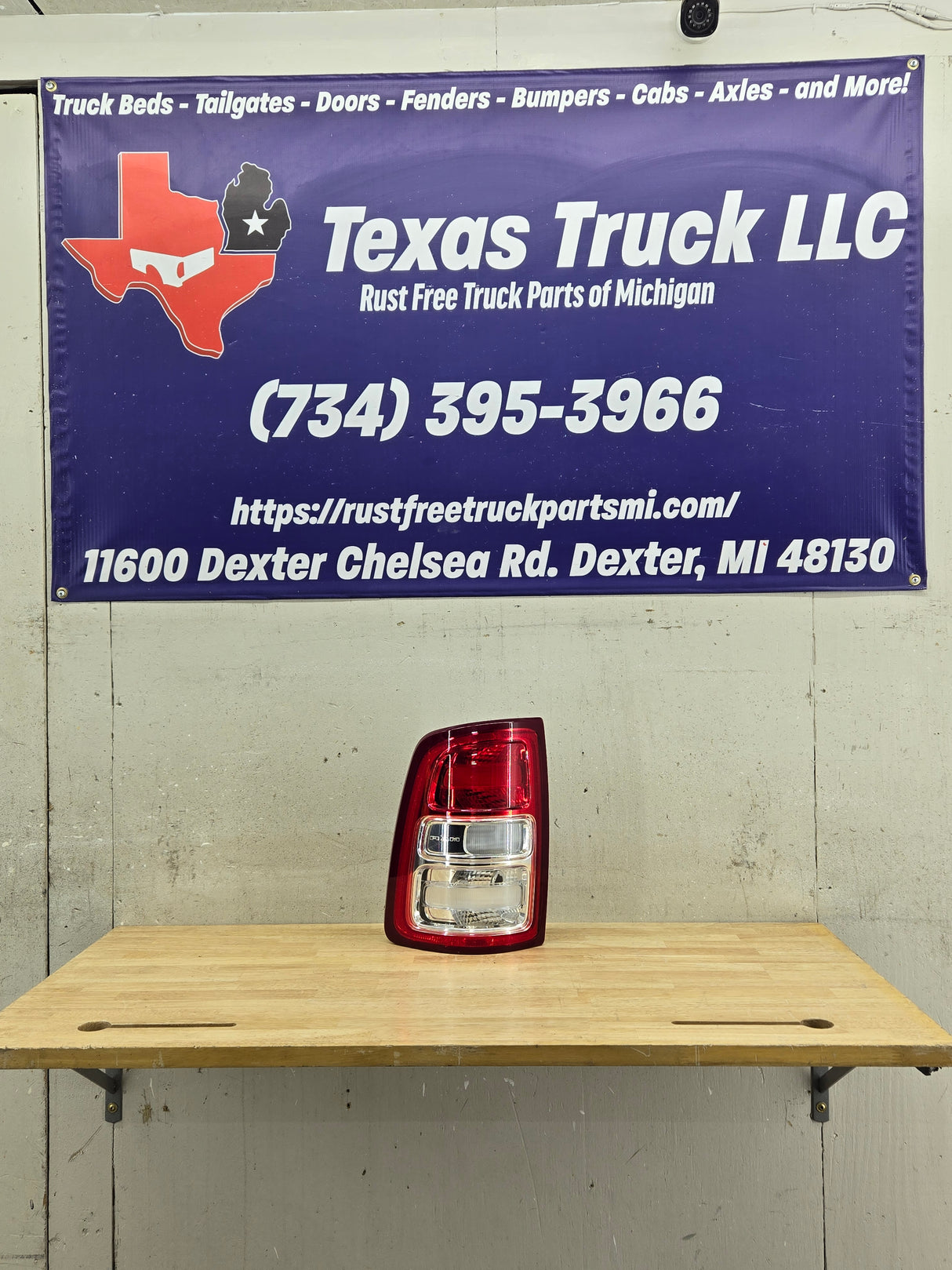 2019-2024 5th Gen Dodge Ram 2500 3500 LH Driver Side Tail Light Halogen 68361715AE