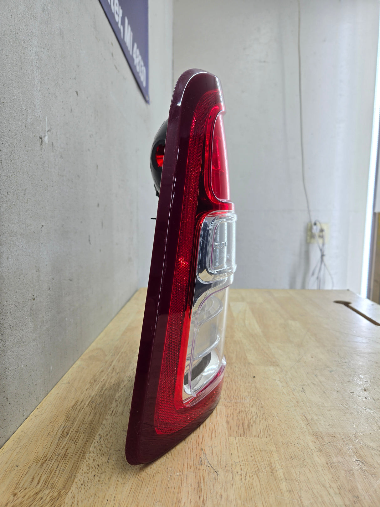 2019-2024 5th Gen Dodge Ram 2500 3500 LH Driver Side Tail Light Halogen 68361715AE