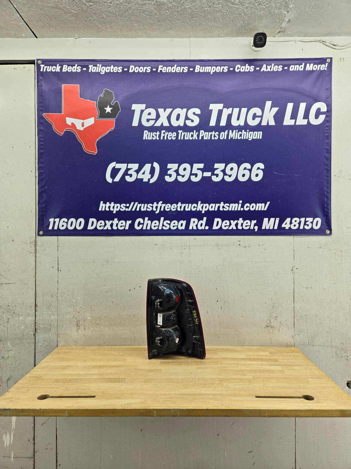 2019-2024 5th Gen Dodge Ram 2500 3500 LH Driver Side Tail Light Halogen 68361715AE