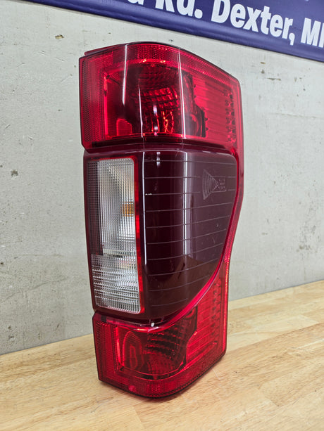 2020-2022 Ford Super Duty RH Passenger Side Tail Light W/BLISS Radar Blind Spot LED REVERSE F250 F350 F450 F550 LC3B-13B504-BG