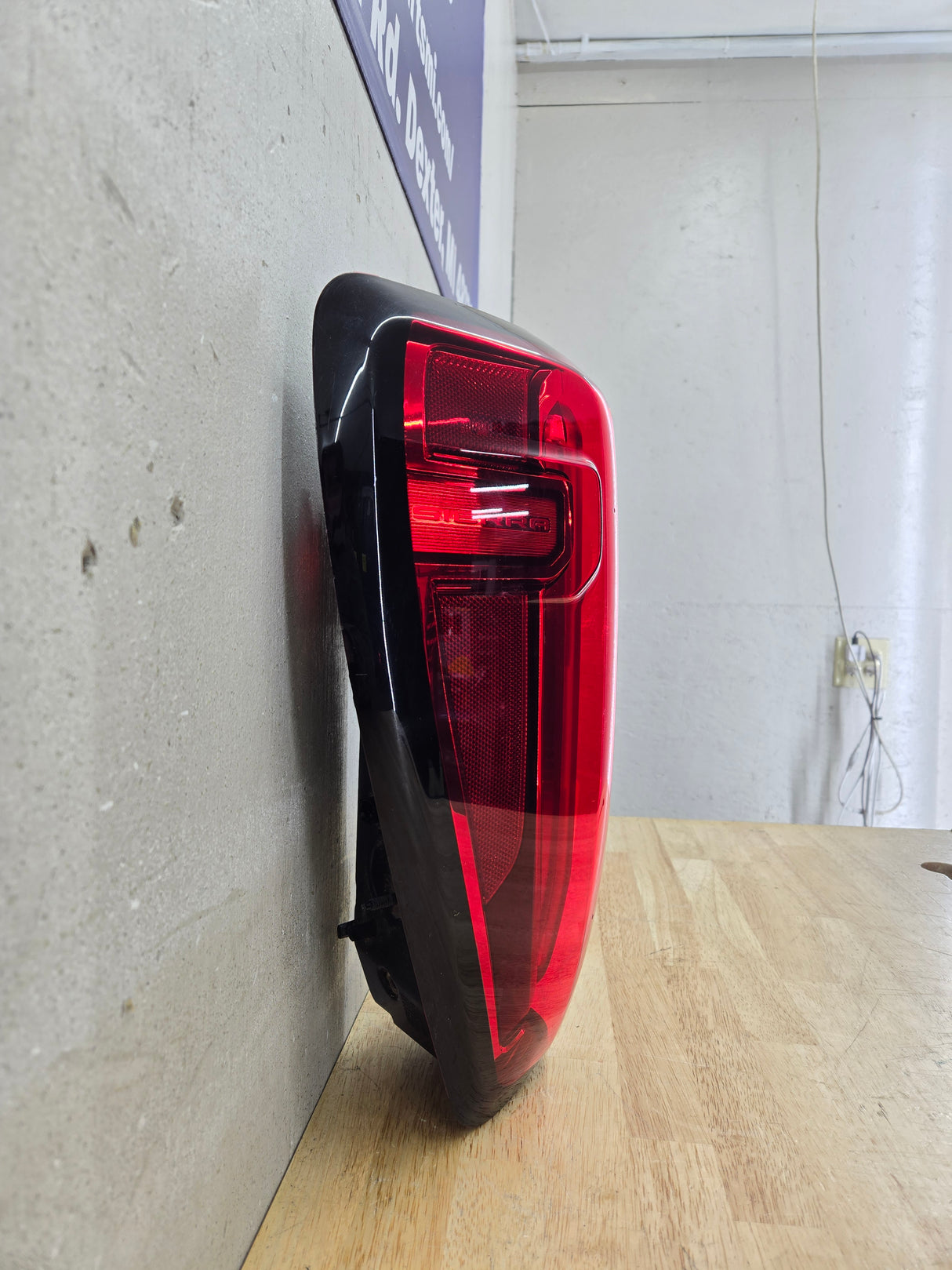 2019-2023 GMC Sierra 1500 2500 3500 HD LH Driver Side Tail Light