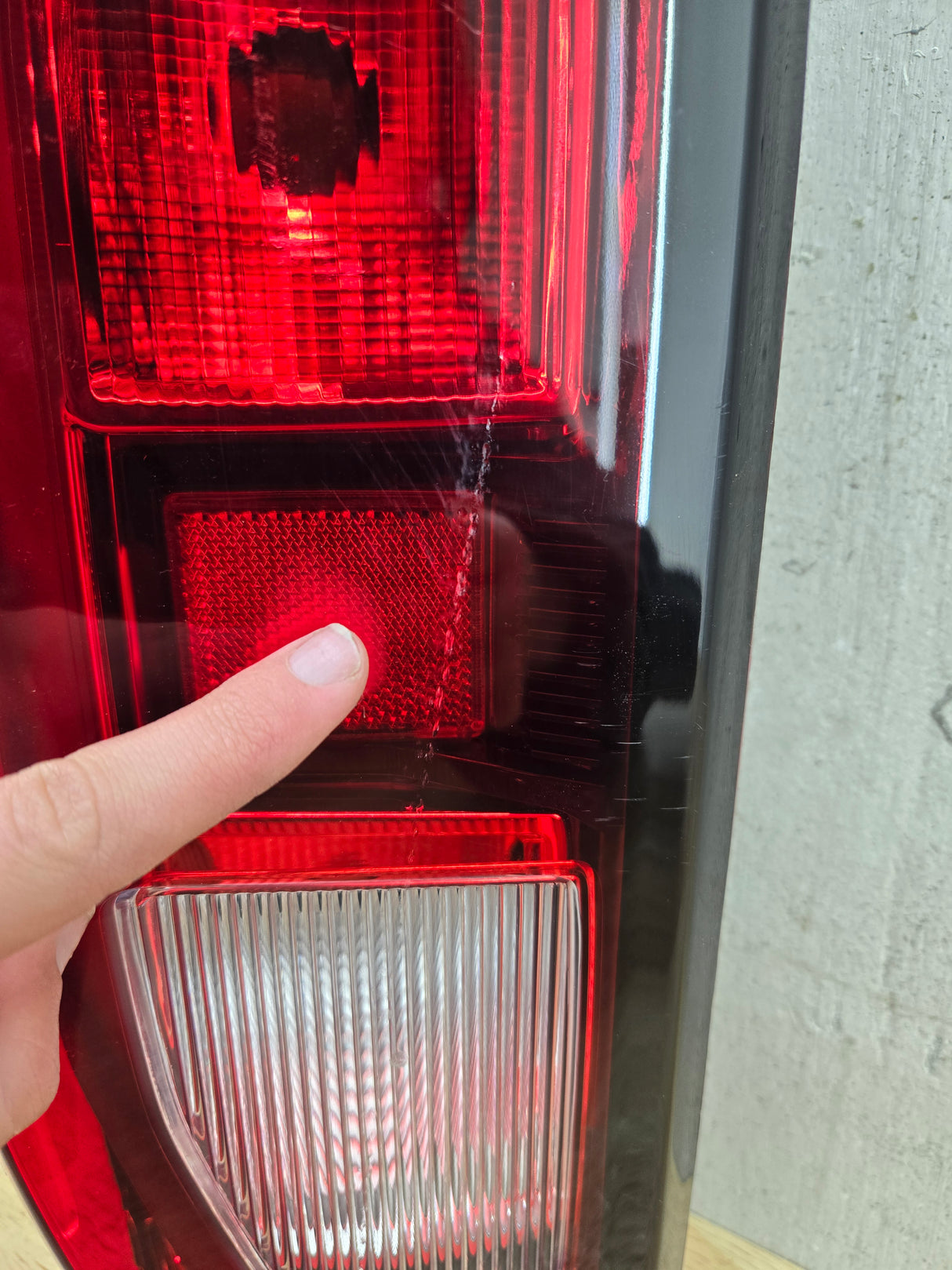 2019-2023 GMC Sierra 1500 2500 3500 HD LH Driver Side Tail Light