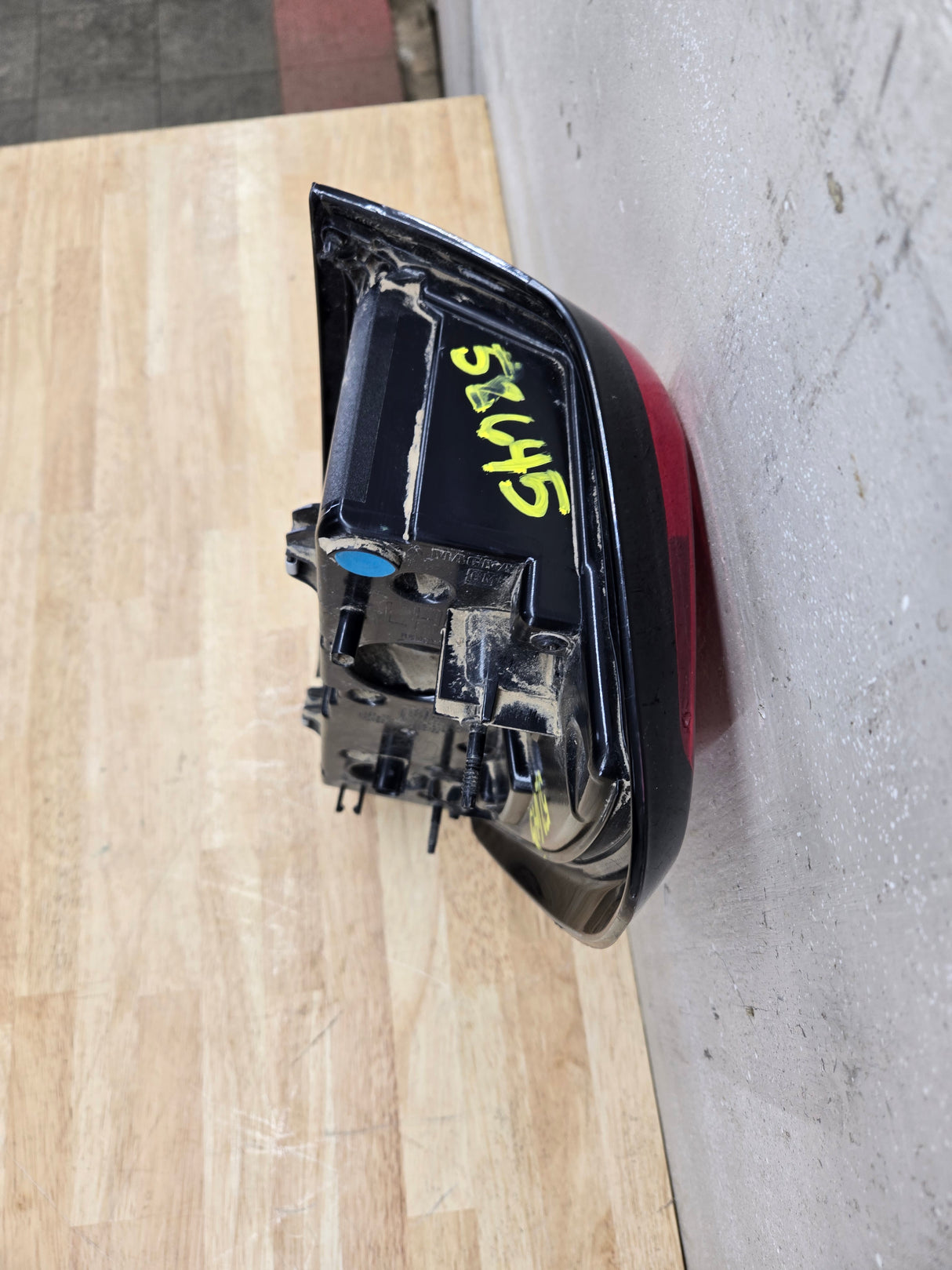 2019-2023 GMC Sierra 1500 2500 3500 HD LH Driver Side Tail Light