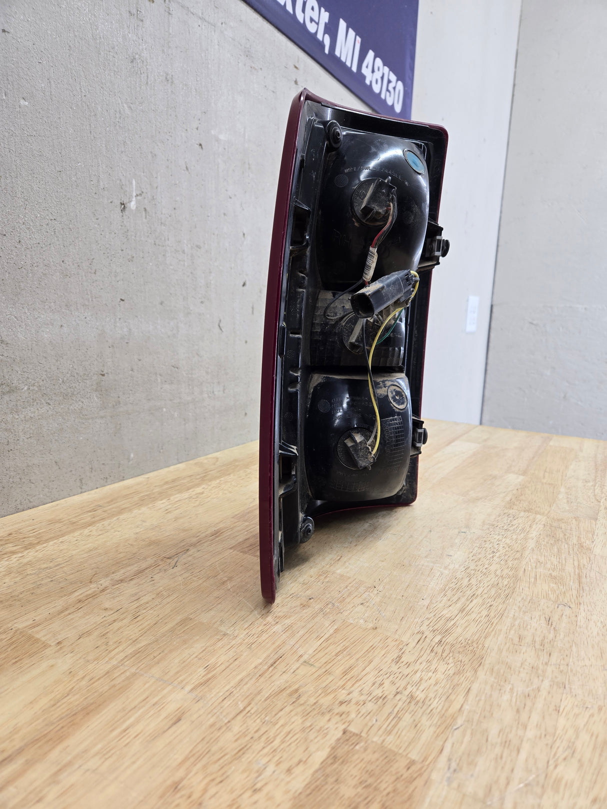 2019-2024 5th Gen Dodge Ram 2500 3500 RH Passenger Side Tail Light Halogen 68361714AE