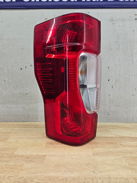 2020-2022 Ford Super Duty F250 F350 F450 F550 LH Driver Side Tail Light Halogen LC3B-13B505-AD
