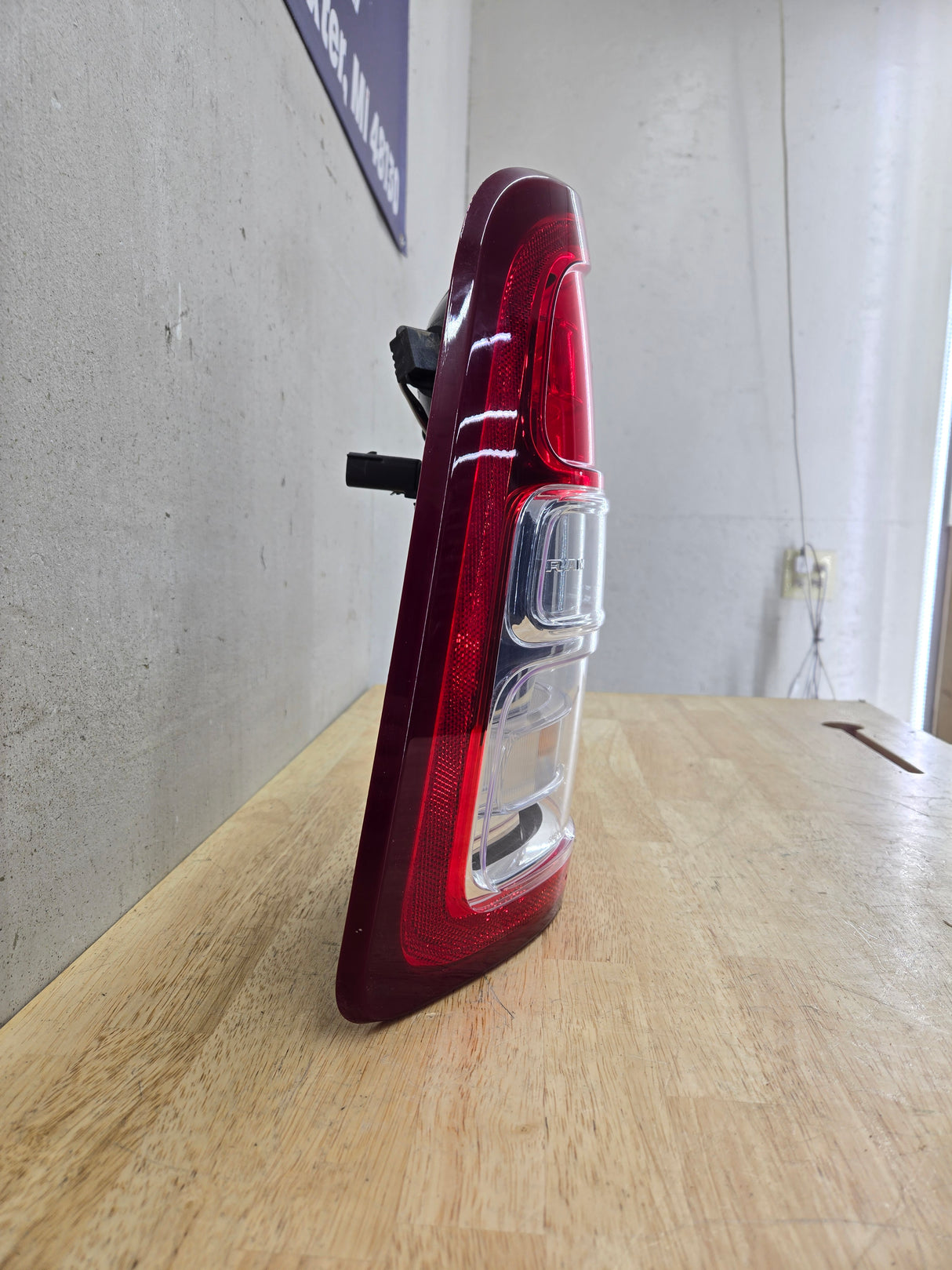 2019-2024 5th Gen Dodge Ram 2500 3500 LH Driver Side Tail Light Halogen 68361715AF