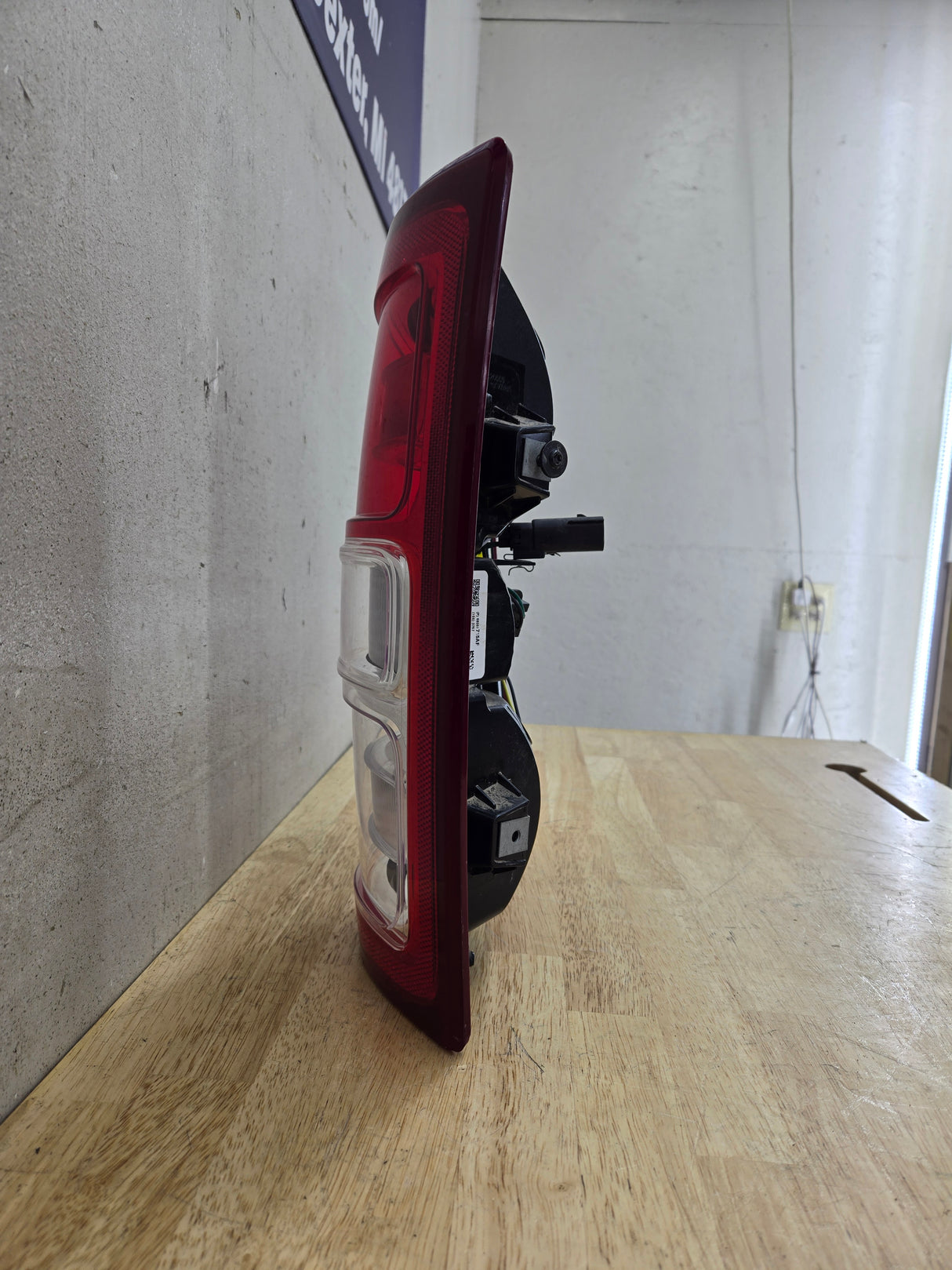 2019-2024 5th Gen Dodge Ram 2500 3500 LH Driver Side Tail Light Halogen 68361715AF