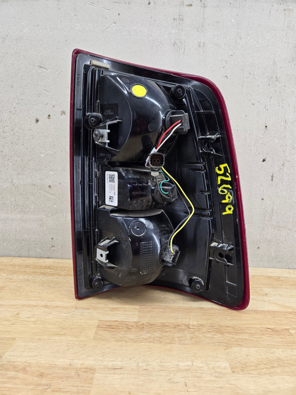 2019-2024 5th Gen Dodge Ram 2500 3500 LH Driver Side Tail Light Halogen 68361715AF