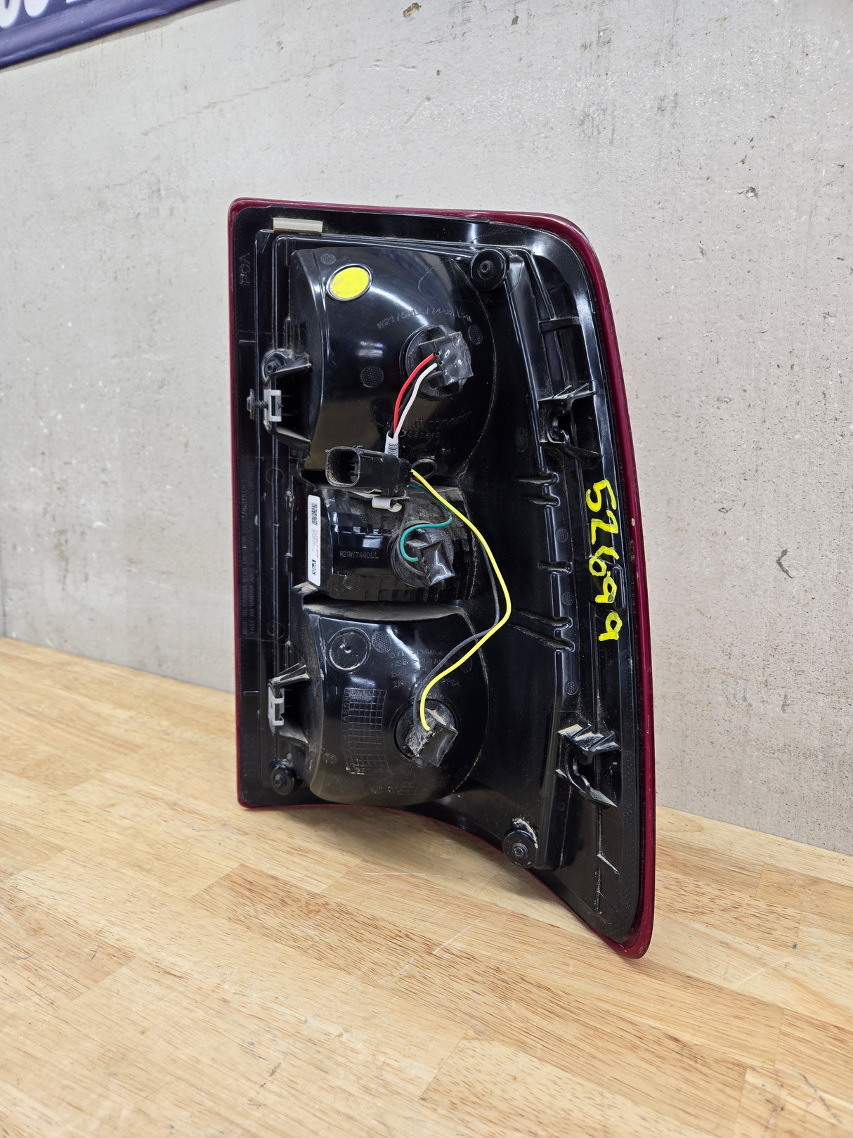 2019-2024 5th Gen Dodge Ram 2500 3500 LH Driver Side Tail Light Halogen 68361715AF