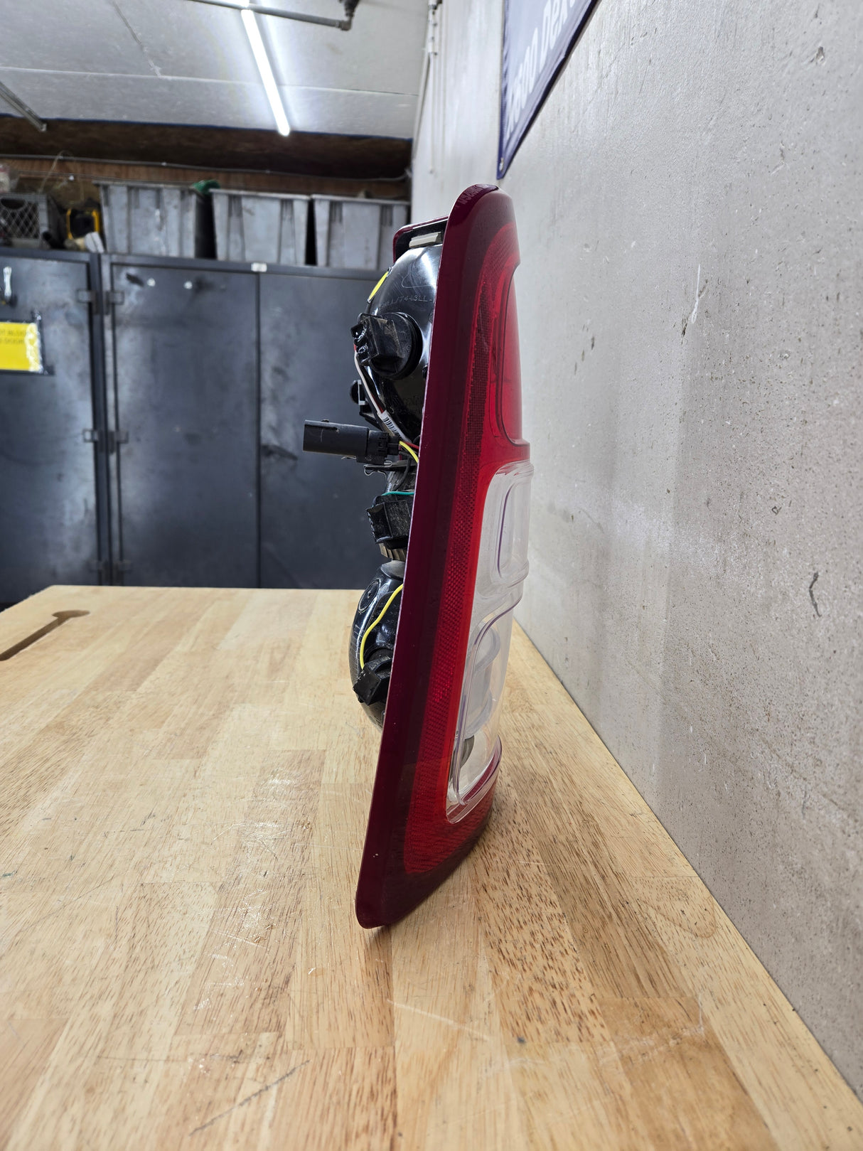 2019-2024 5th Gen Dodge Ram 2500 3500 LH Driver Side Tail Light Halogen 68361715AF