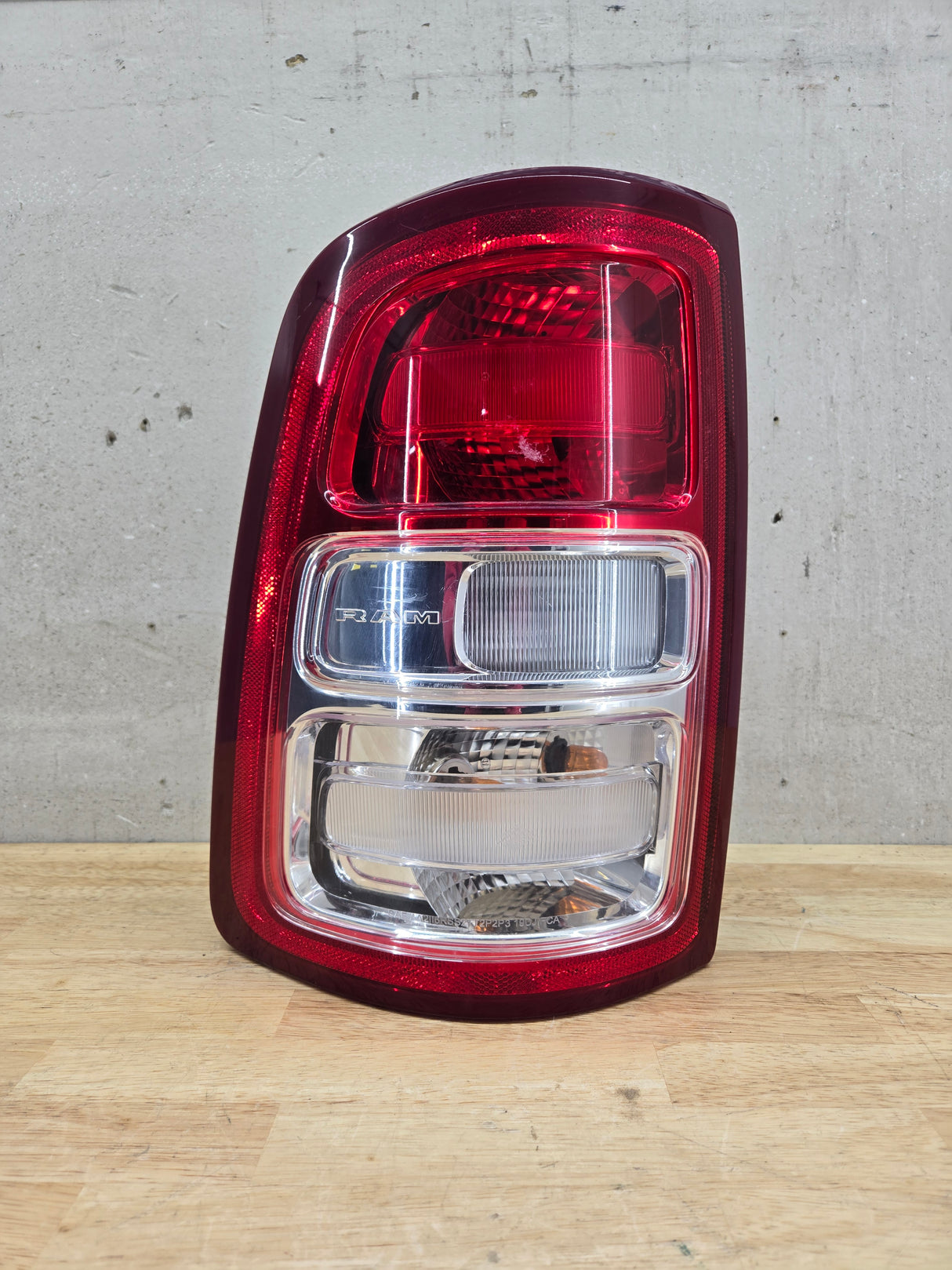 2019-2025 5th Gen Dodge Ram 2500 3500 LH Driver Side Tail Light Halogen 68361715AE