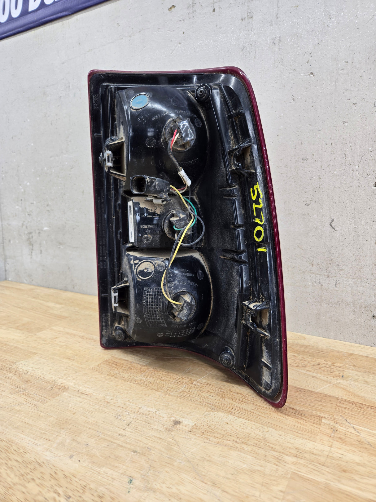 2019-2025 5th Gen Dodge Ram 2500 3500 LH Driver Side Tail Light Halogen 68361715AE