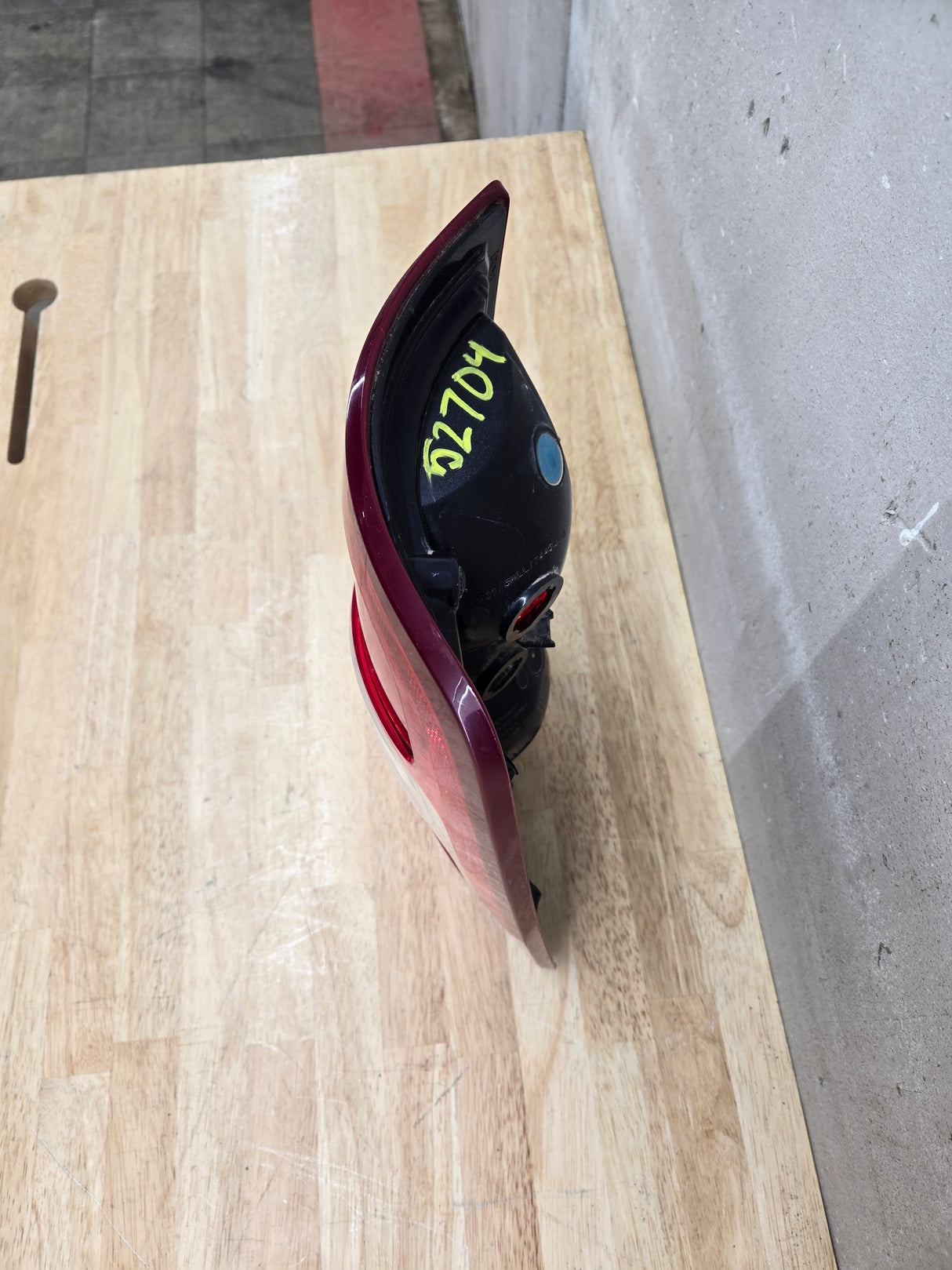 2019-2024 5th Gen Dodge Ram 2500 3500 RH Passenger Side Tail Light Halogen 68361714AE