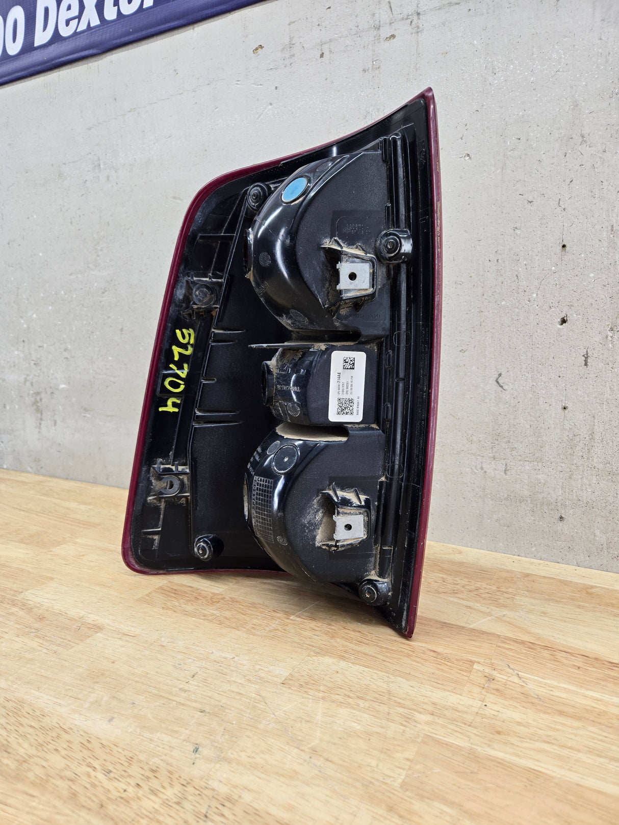 2019-2024 5th Gen Dodge Ram 2500 3500 RH Passenger Side Tail Light Halogen 68361714AE