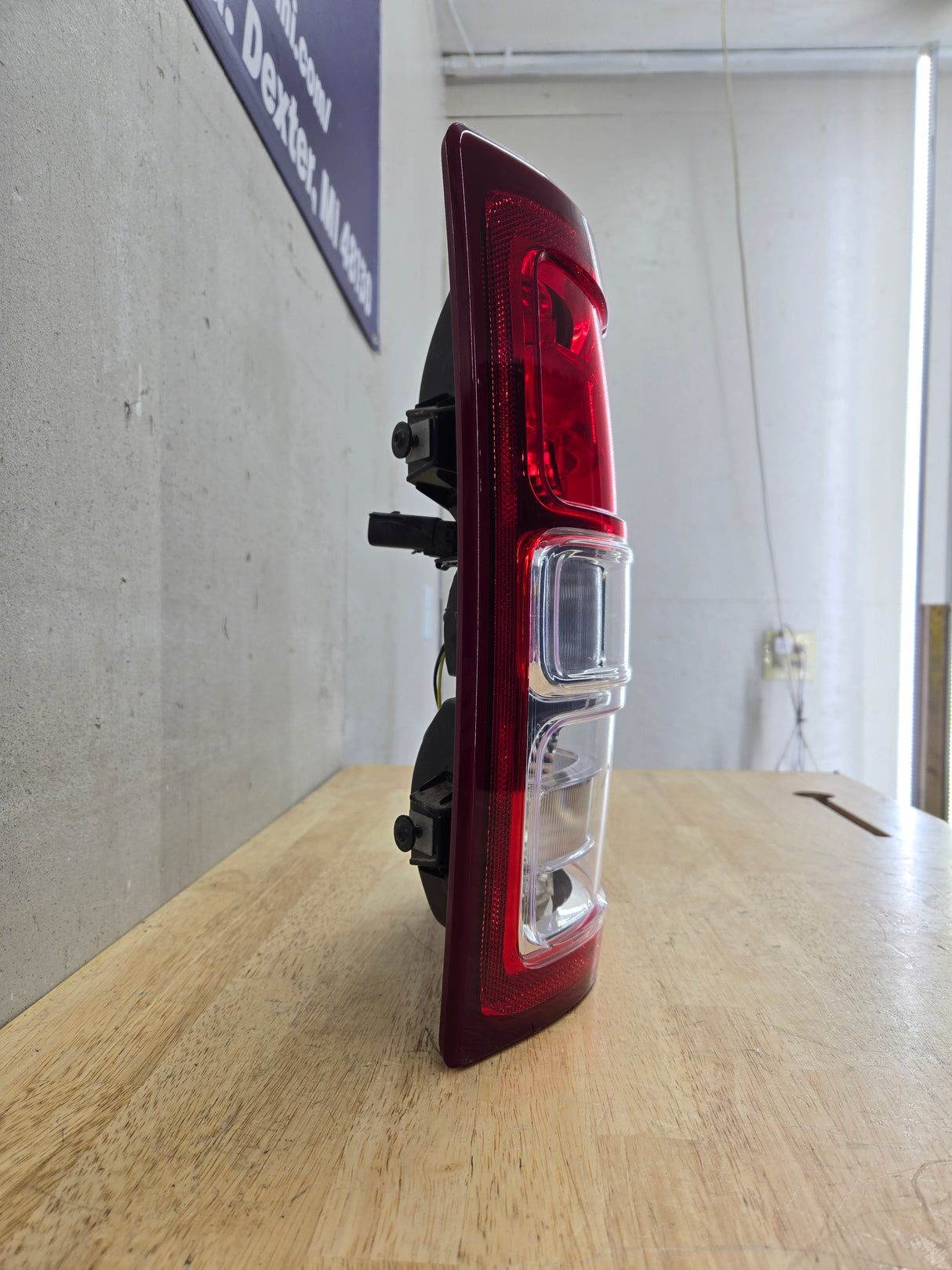 2019-2024 5th Gen Dodge Ram 2500 3500 RH Passenger Side Tail Light Halogen 68361714AF