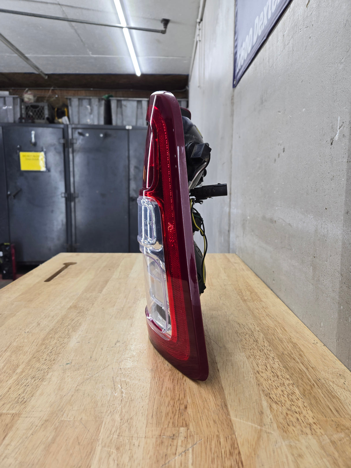 2019-2024 5th Gen Dodge Ram 2500 3500 RH Passenger Side Tail Light Halogen 68361714AF