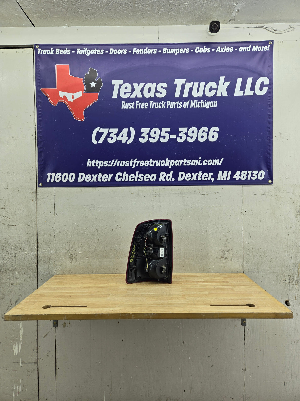 2019-2024 5th Gen Dodge Ram 2500 3500 RH Passenger Side Tail Light Halogen 68361714AF