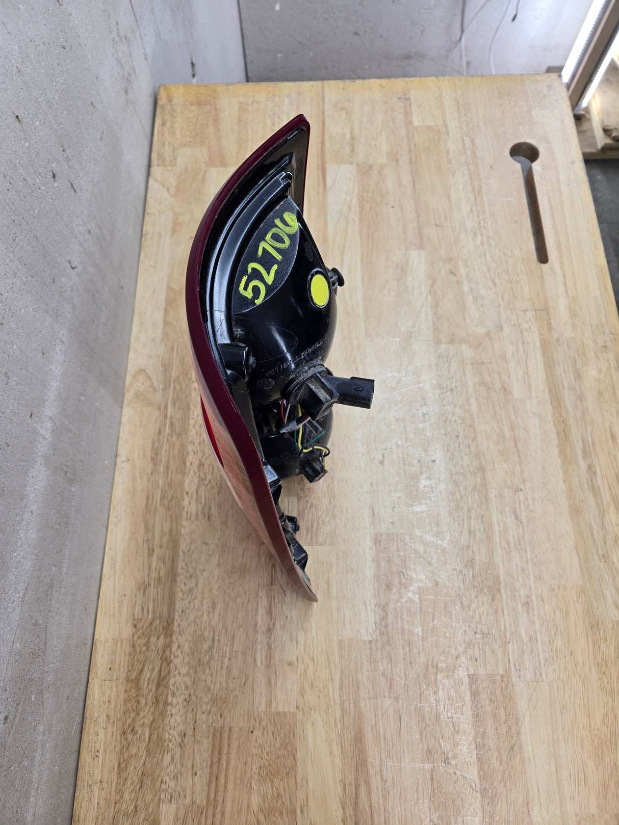 2019-2024 5th Gen Dodge Ram 2500 3500 RH Passenger Side Tail Light Halogen 68361714AF