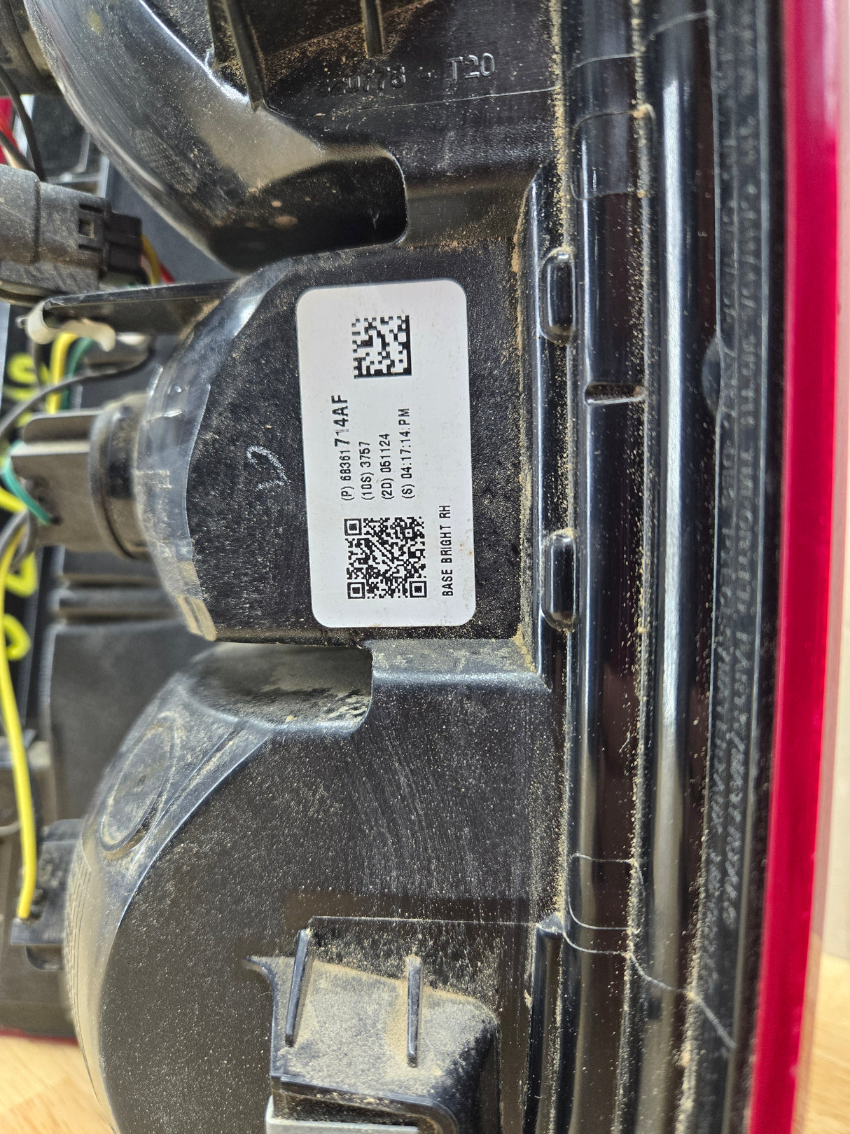 2019-2024 5th Gen Dodge Ram 2500 3500 RH Passenger Side Tail Light Halogen 68361714AF