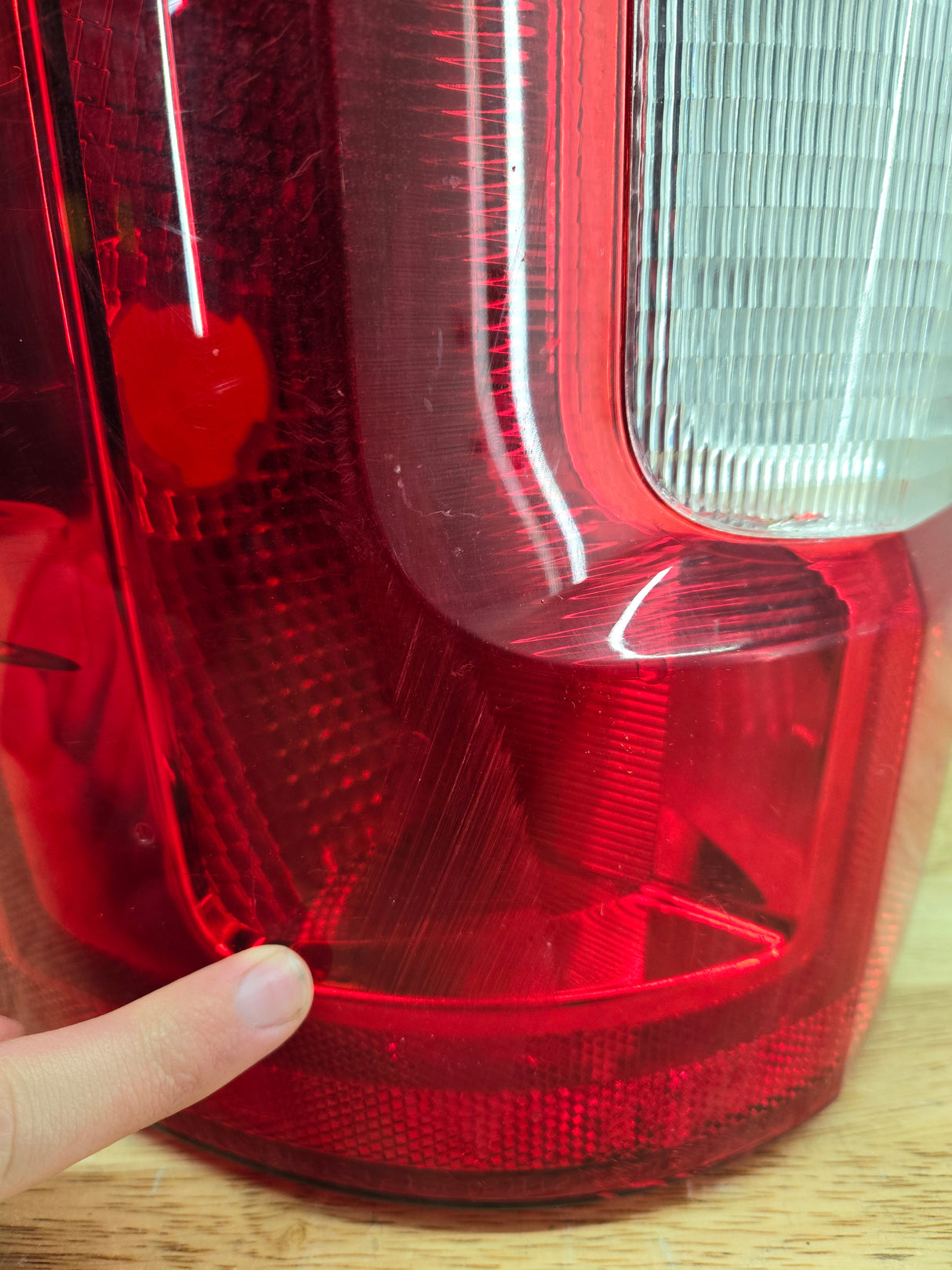 2017-2019 Ford Super Duty F250 F350 F450 F550 LH Driver Side Tail Light Halogen HC3B-13B505-AD