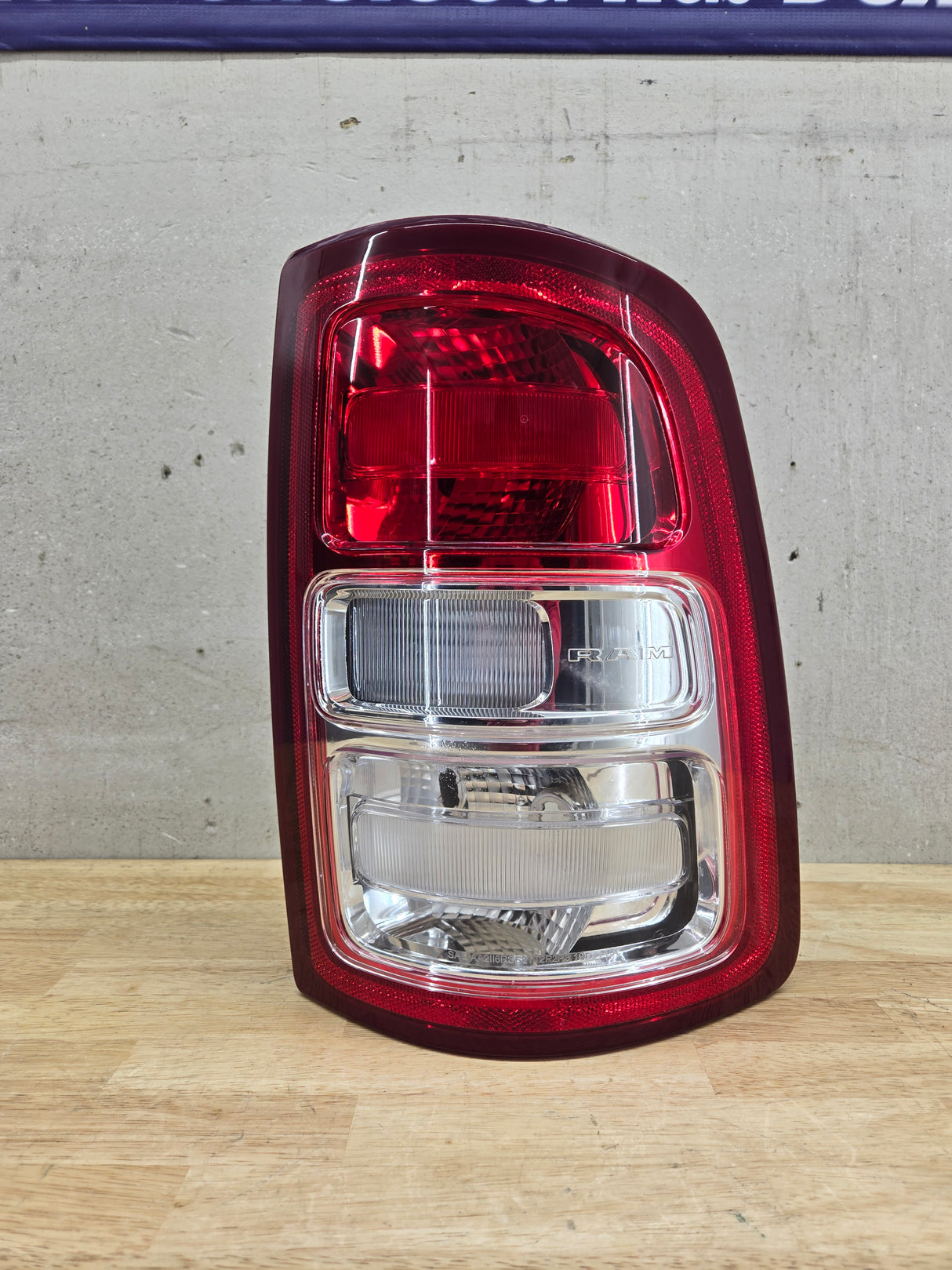 2019-2024 5th Gen Dodge Ram 2500 3500 RH Passenger Side Tail Light Halogen 68361714AE