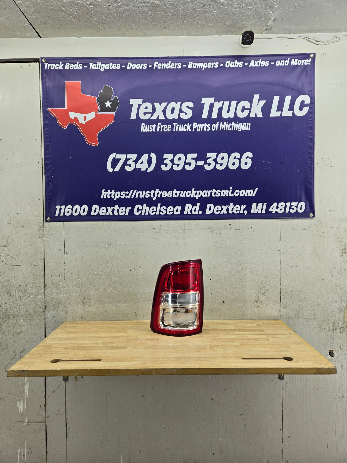 2019-2024 5th Gen Dodge Ram 2500 3500 LH Driver Side Tail Light Halogen 68361715AF