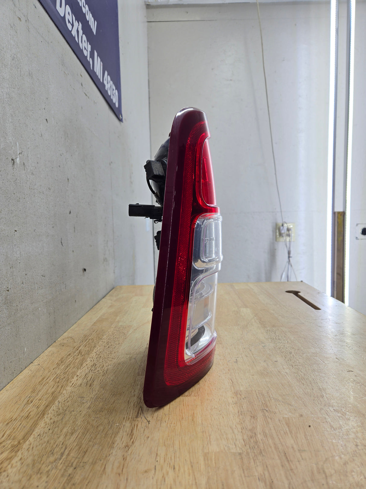 2019-2024 5th Gen Dodge Ram 2500 3500 LH Driver Side Tail Light Halogen 68361715AF