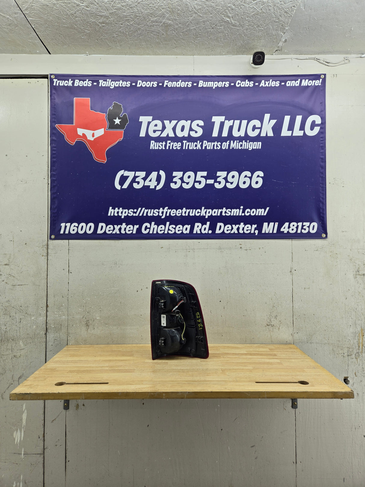 2019-2024 5th Gen Dodge Ram 2500 3500 LH Driver Side Tail Light Halogen 68361715AF