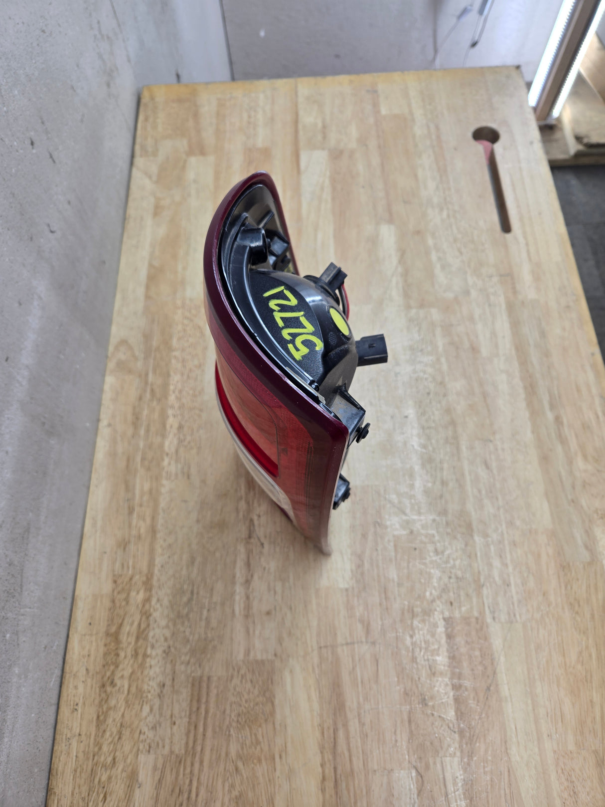 2019-2024 5th Gen Dodge Ram 2500 3500 LH Driver Side Tail Light Halogen 68361715AF